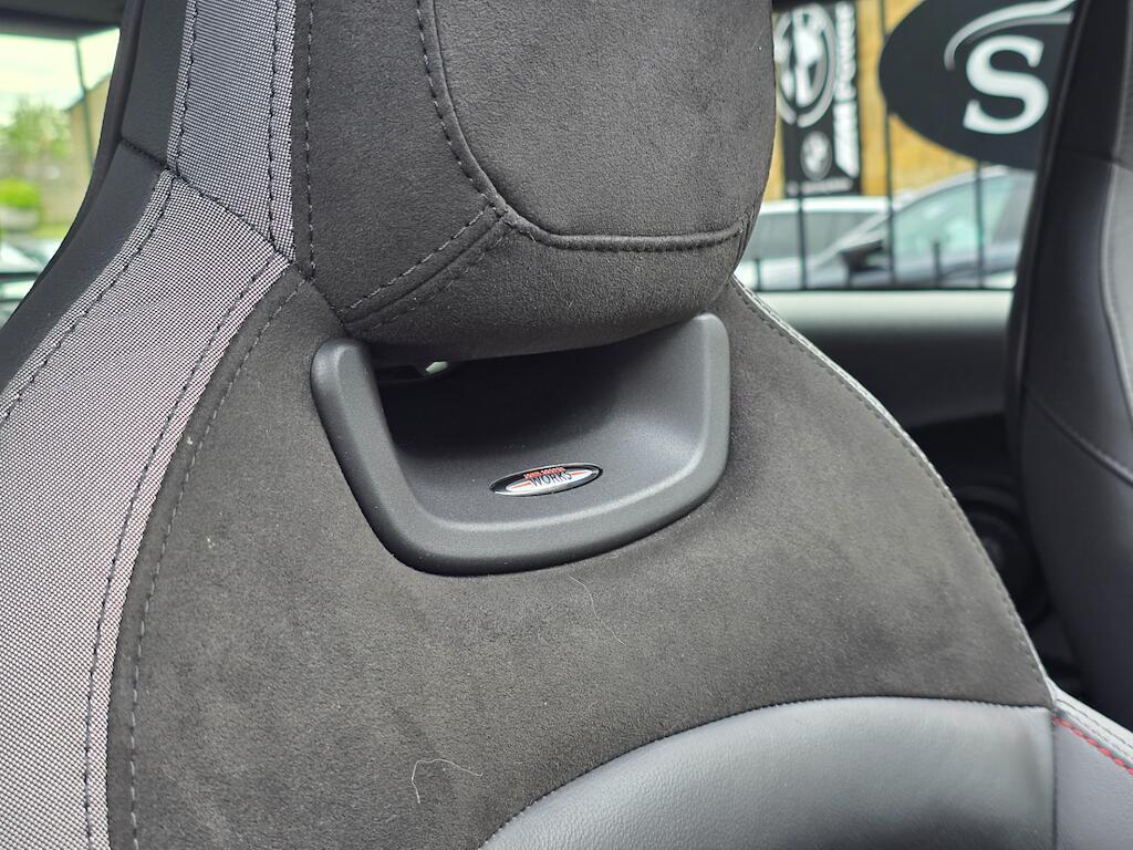 MINI Hatch - Image 42