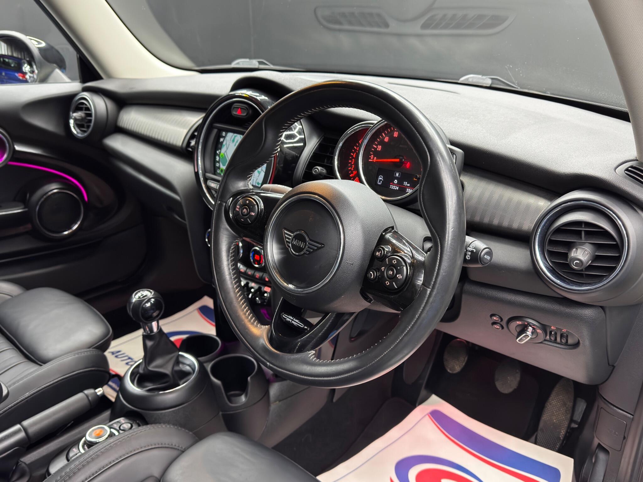 MINI Hatch - Image 9