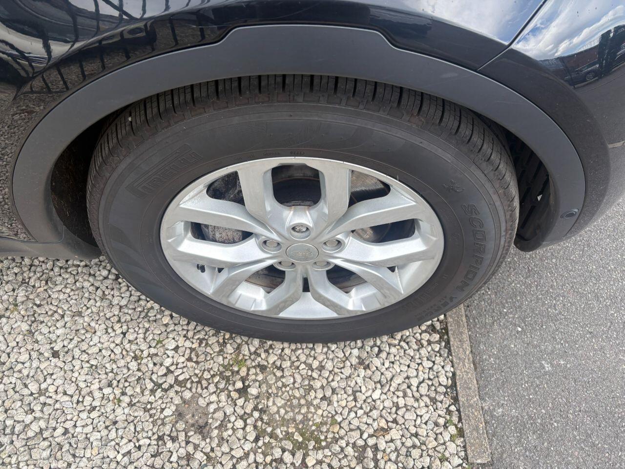 Land Rover Discovery - Image 21