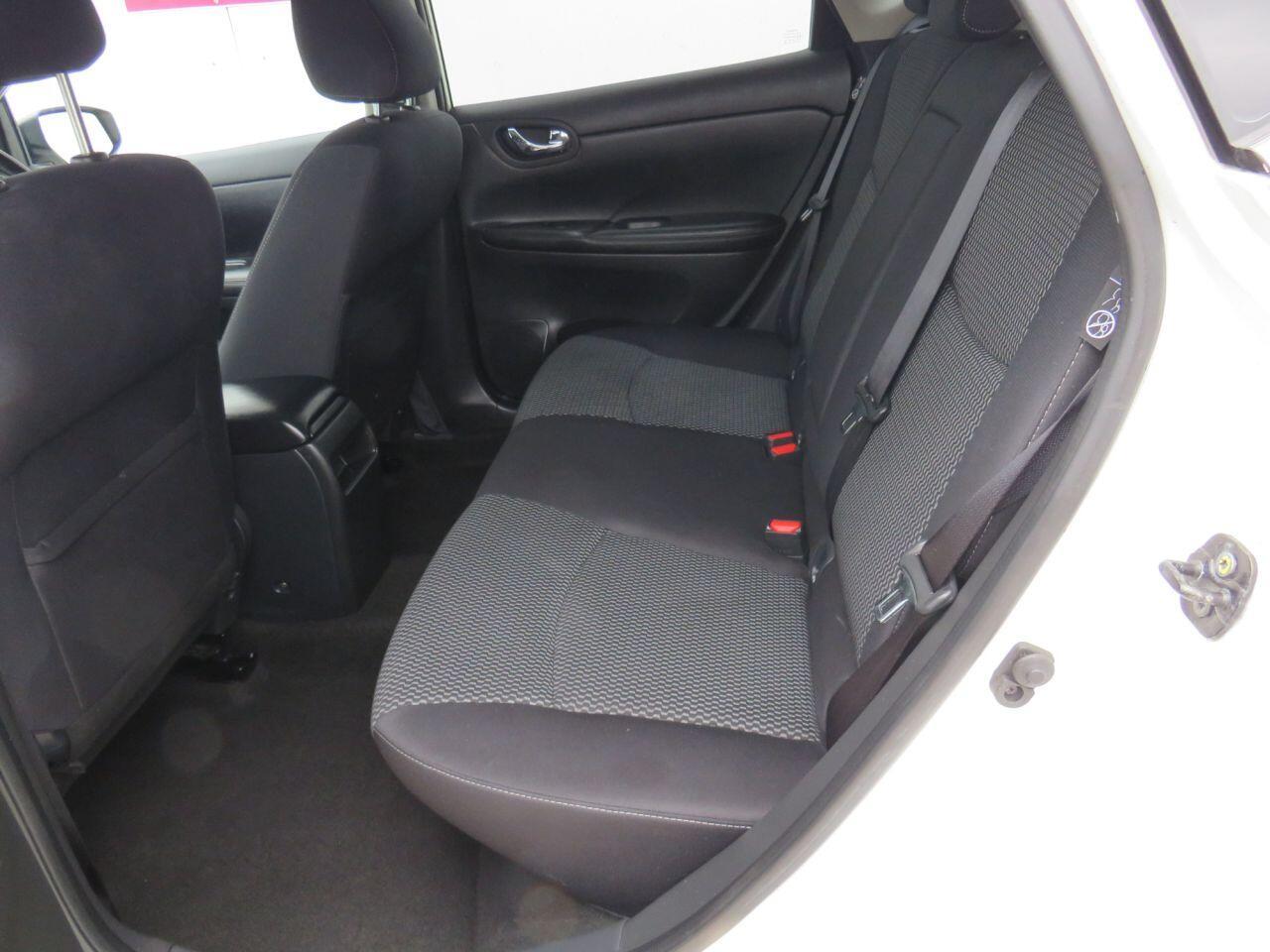 Nissan Pulsar - Image 10