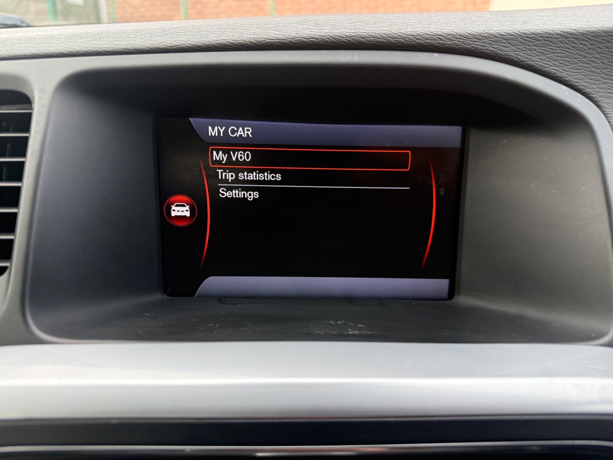 Volvo V60 - Image 24