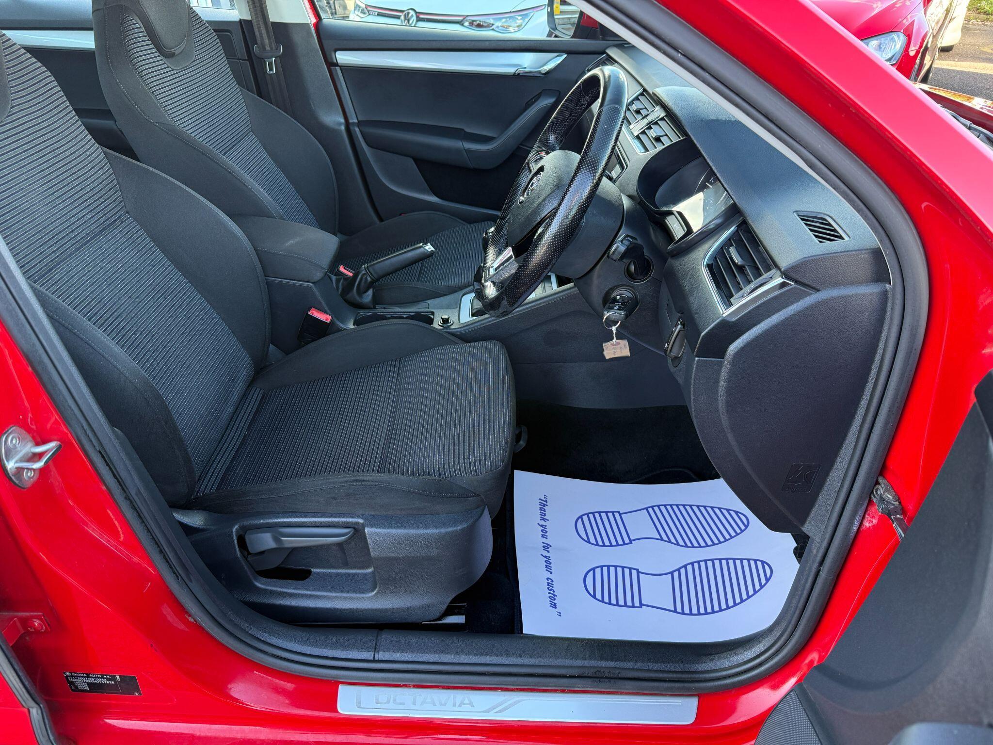 Skoda Octavia - Image 24