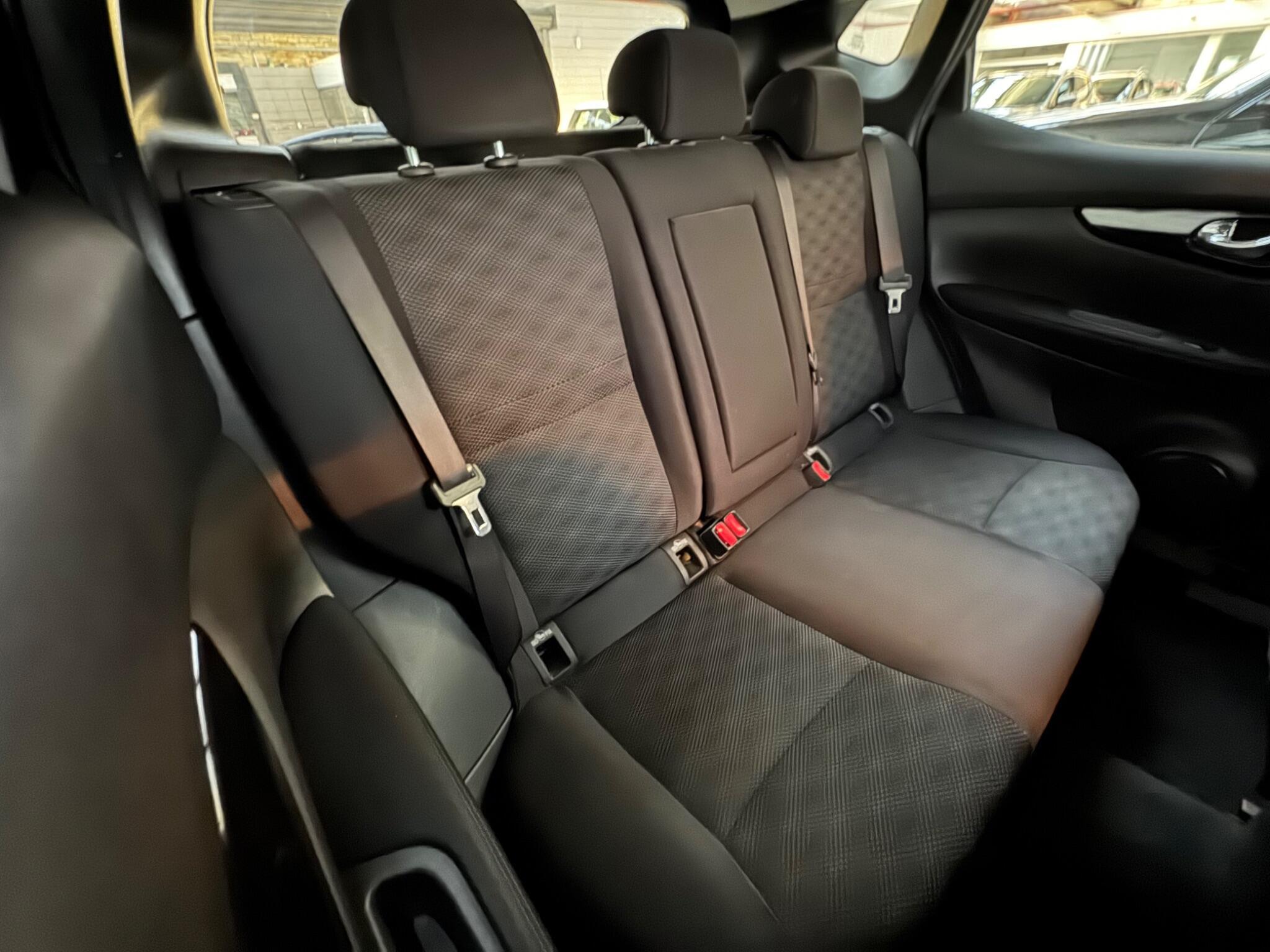 Nissan Qashqai - Image 12