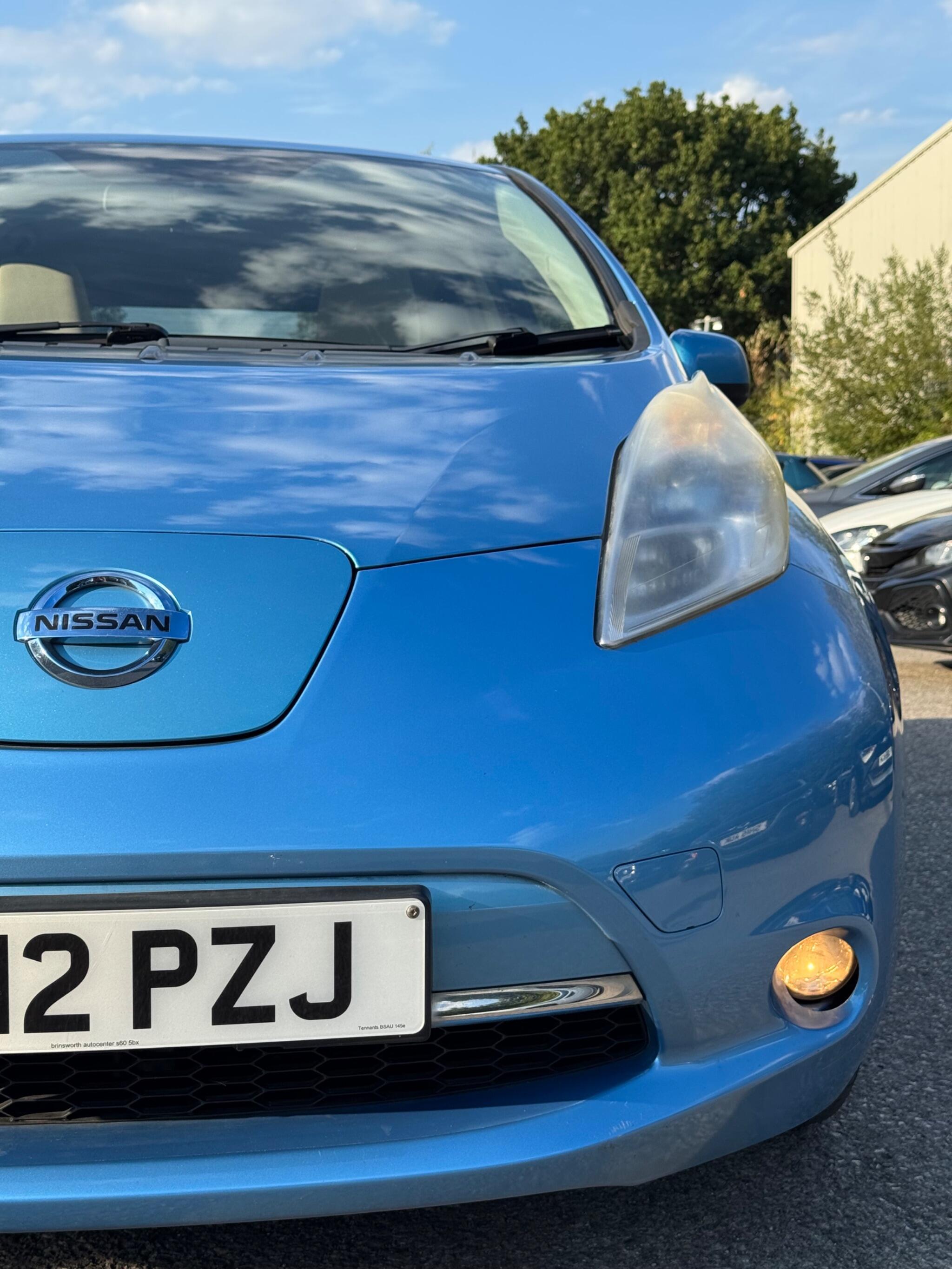 Nissan Leaf - Image 9