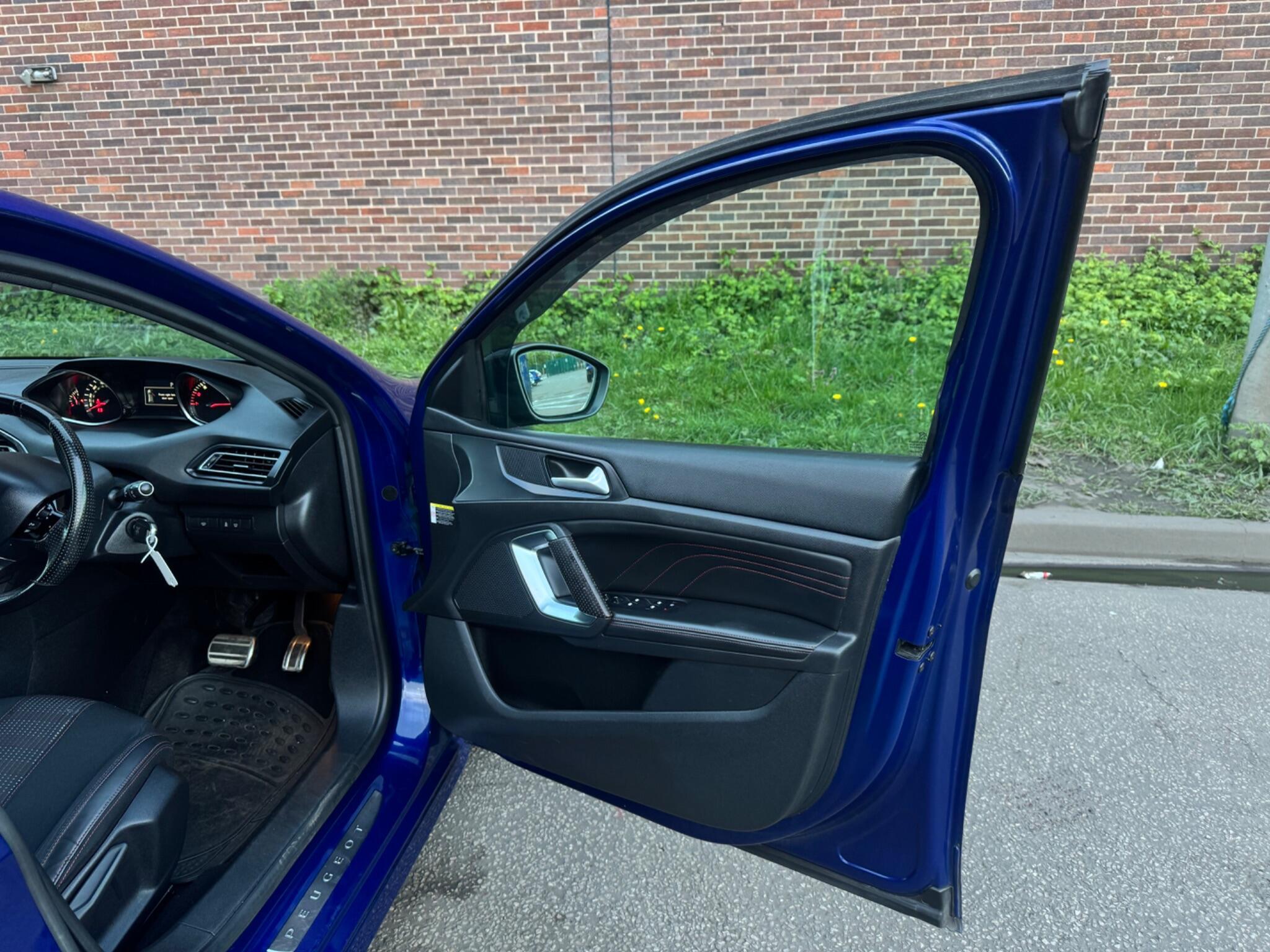 Peugeot 308 - Image 42