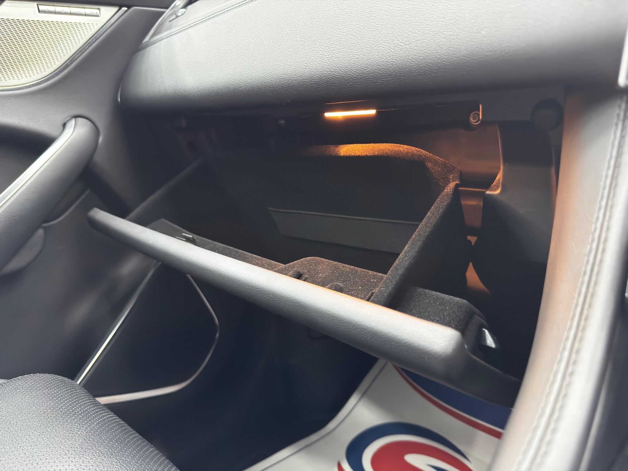 Jaguar F-Pace - Image 39