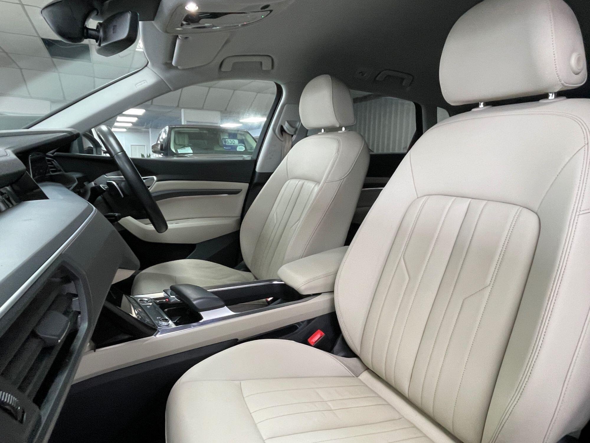 Audi E-Tron - Image 30