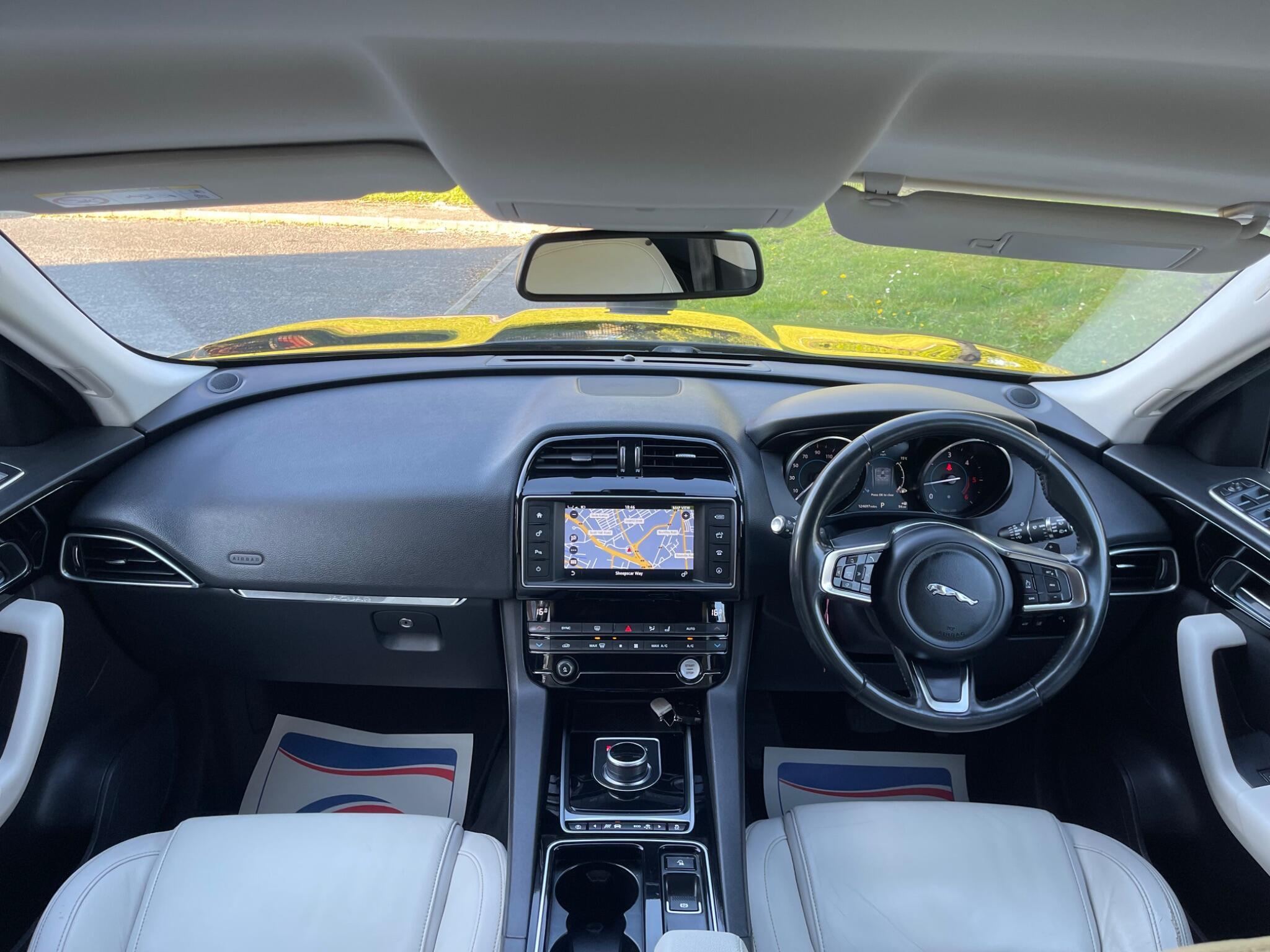 Jaguar F-Pace - Image 34