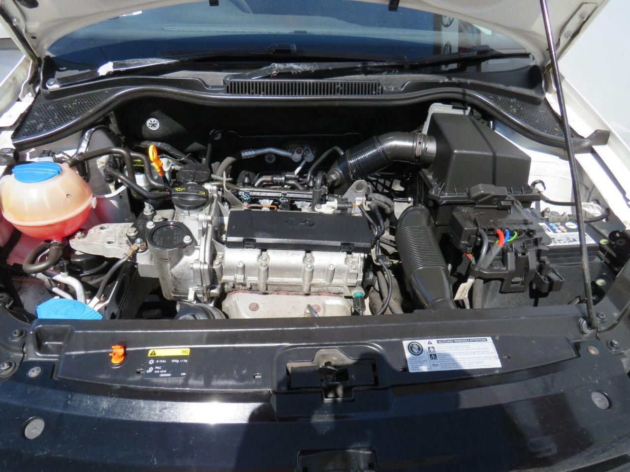 Volkswagen Polo - Image 13