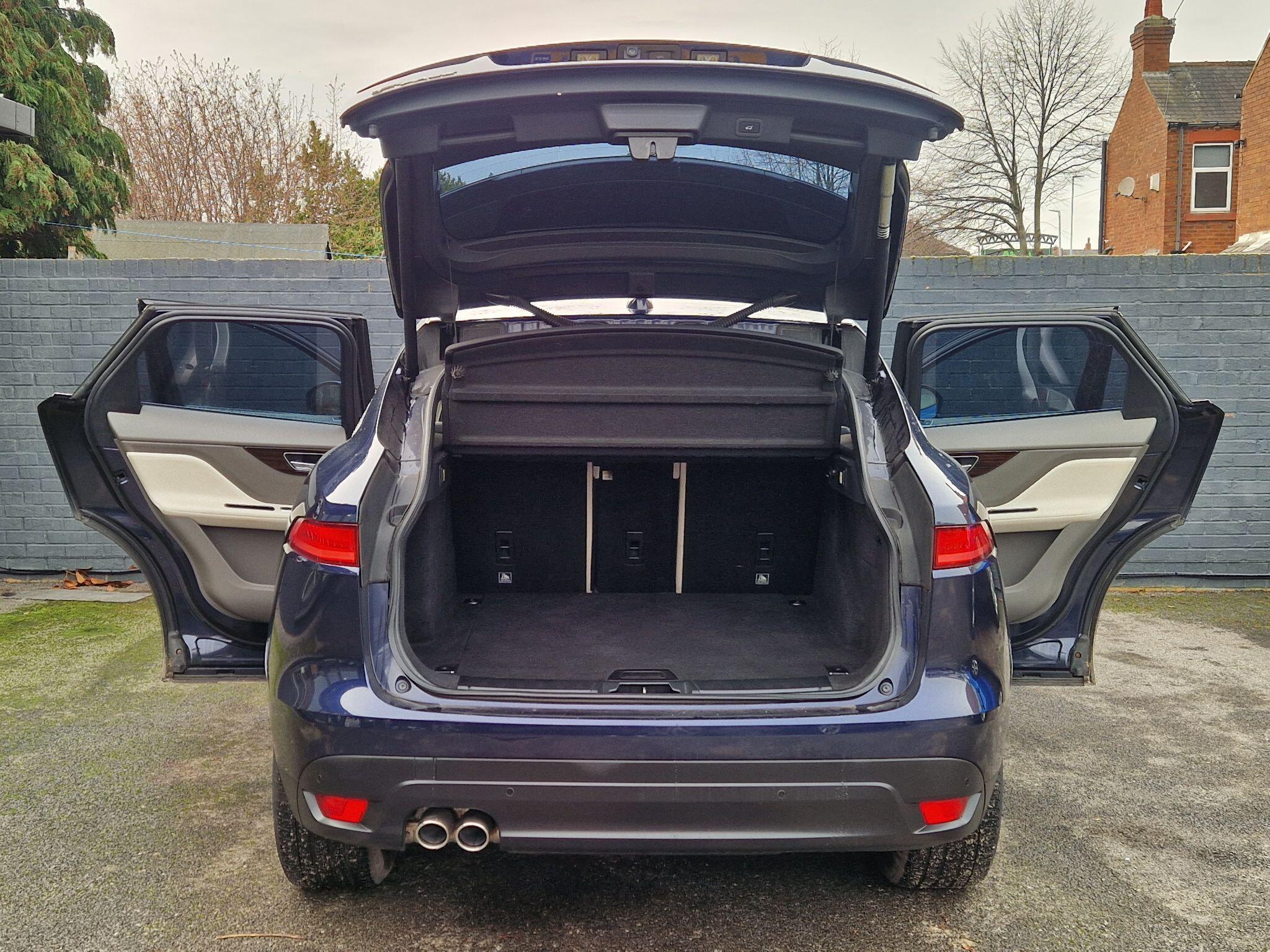 Jaguar F-Pace - Image 20