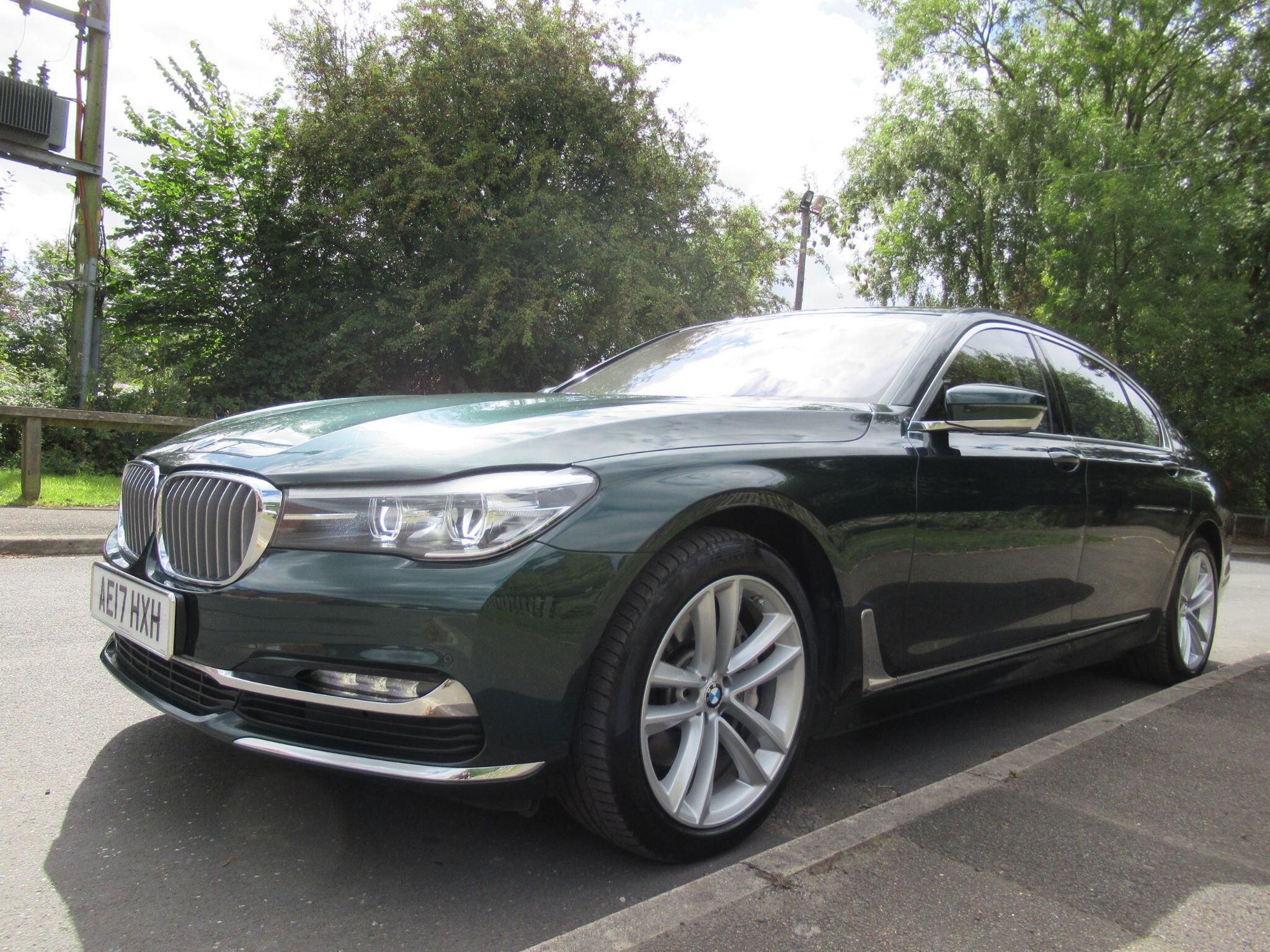 BMW 7 Series - Image 7