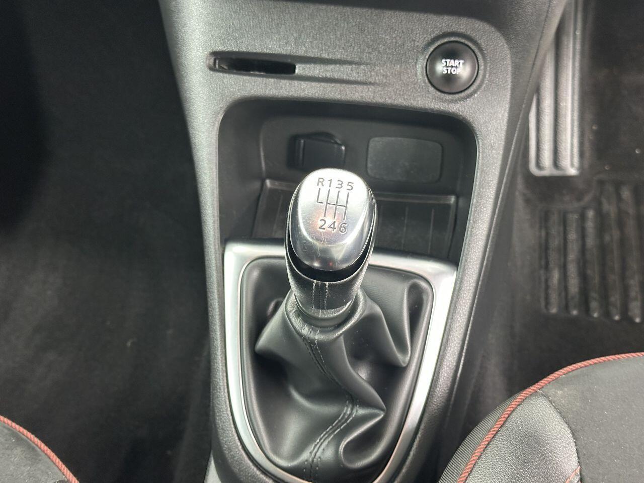 Renault Captur - Image 17