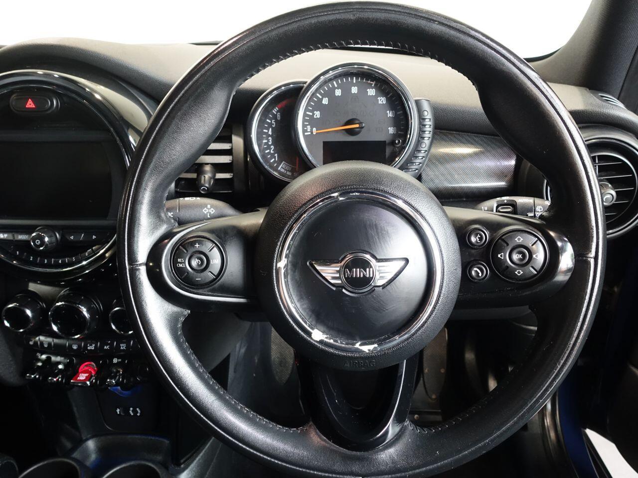 MINI Hatch - Image 3
