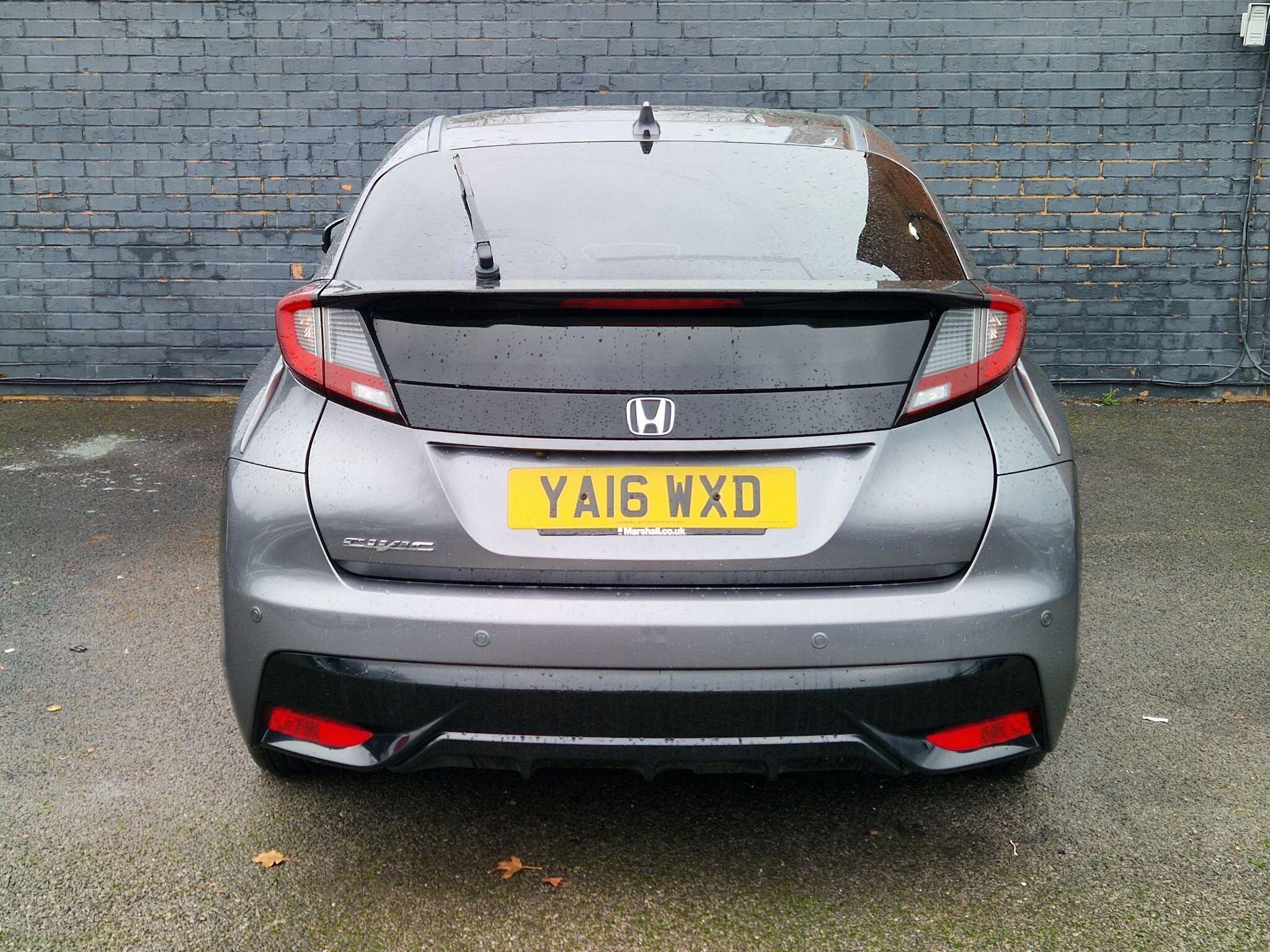 Honda Civic - Image 9