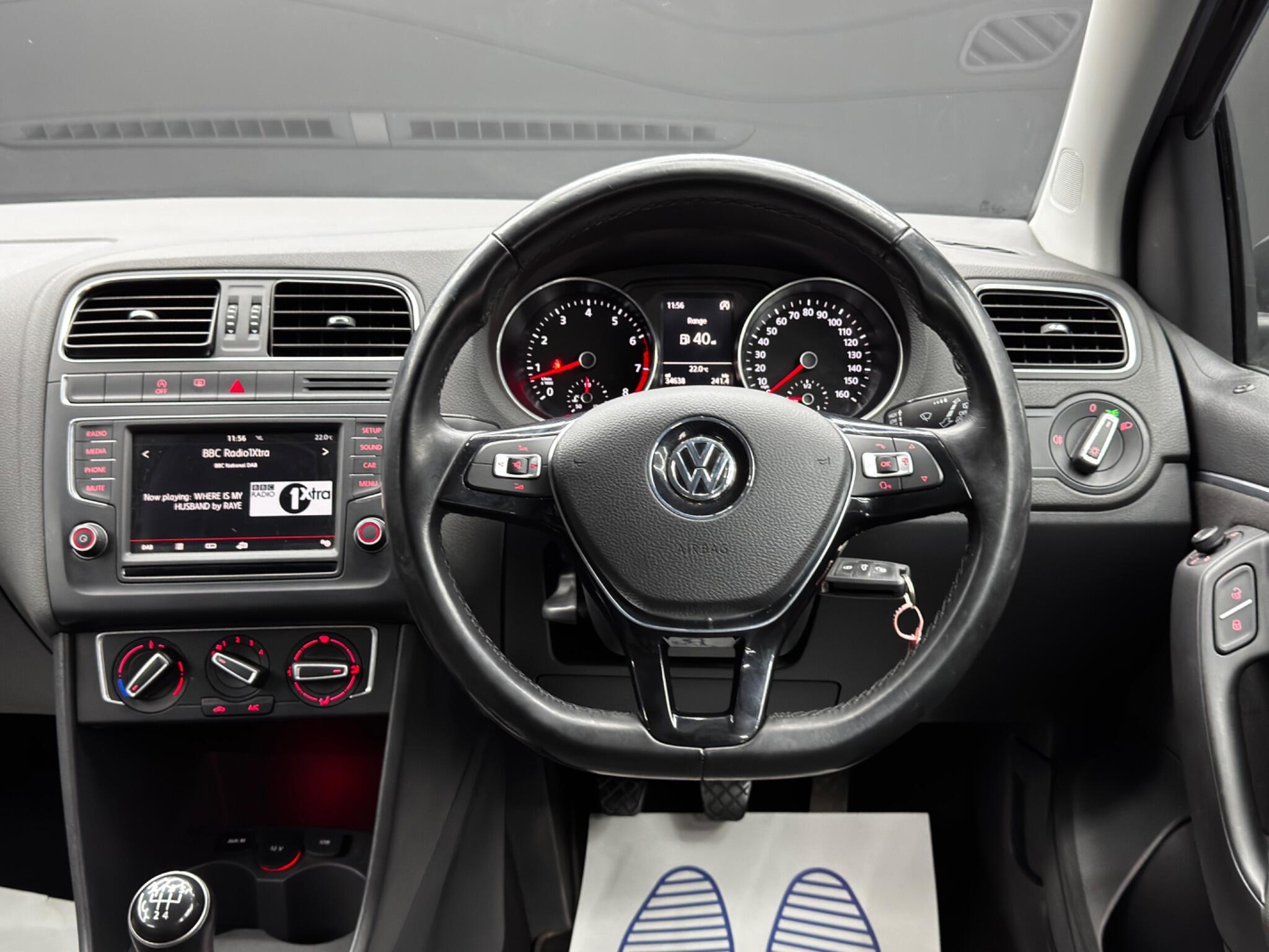 Volkswagen Polo - Image 18