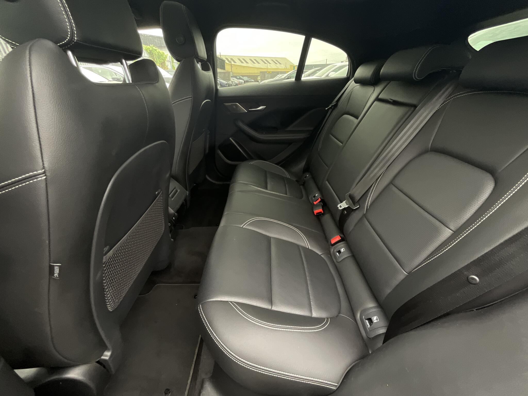 Jaguar I-Pace - Image 15