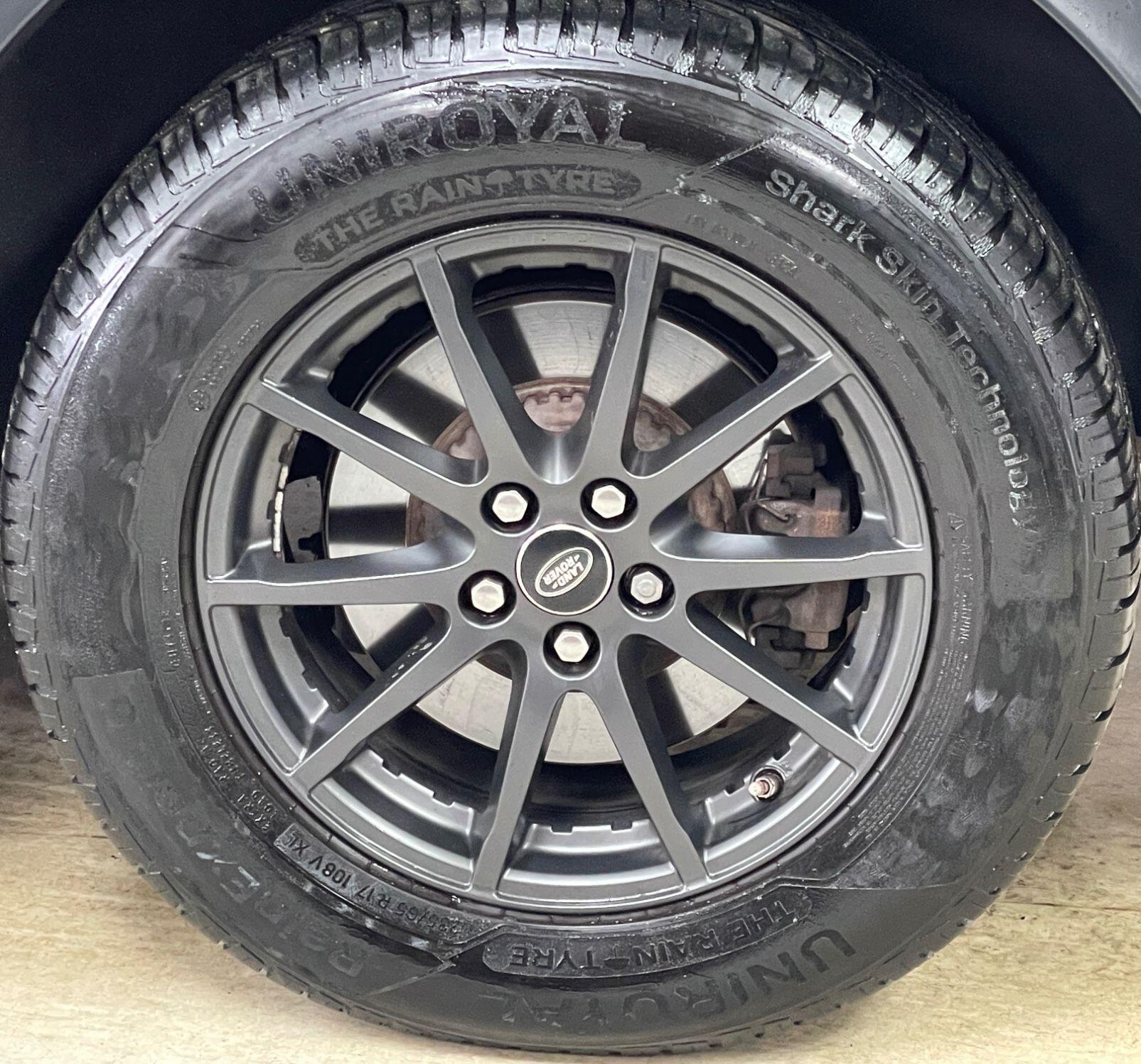 Land Rover DISCOVERY SPORT - Image 16