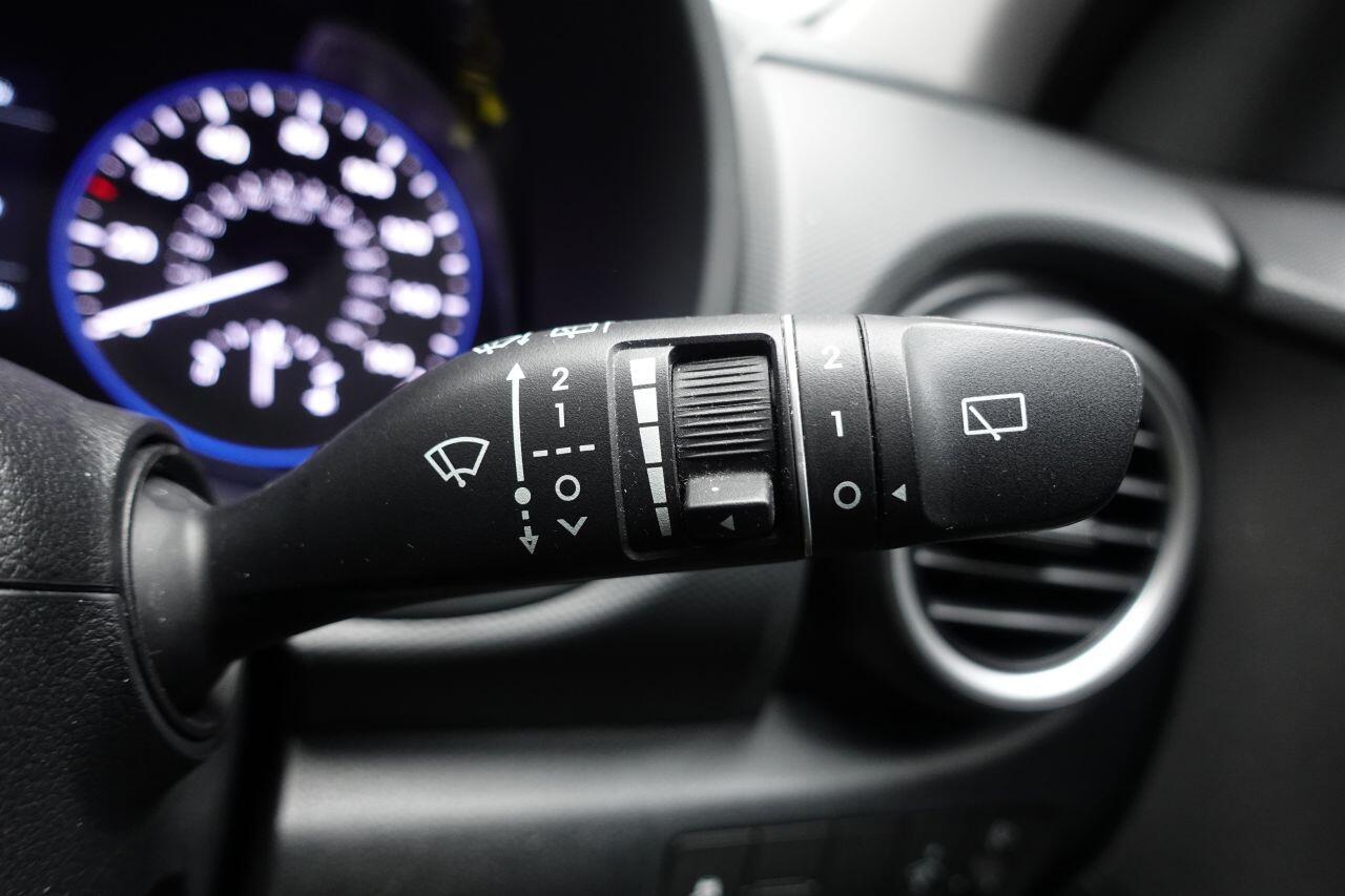 Hyundai Kona - Image 40