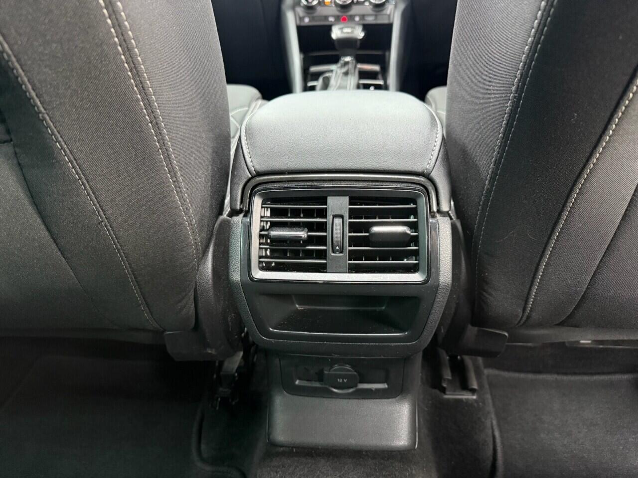 Skoda Karoq - Image 17