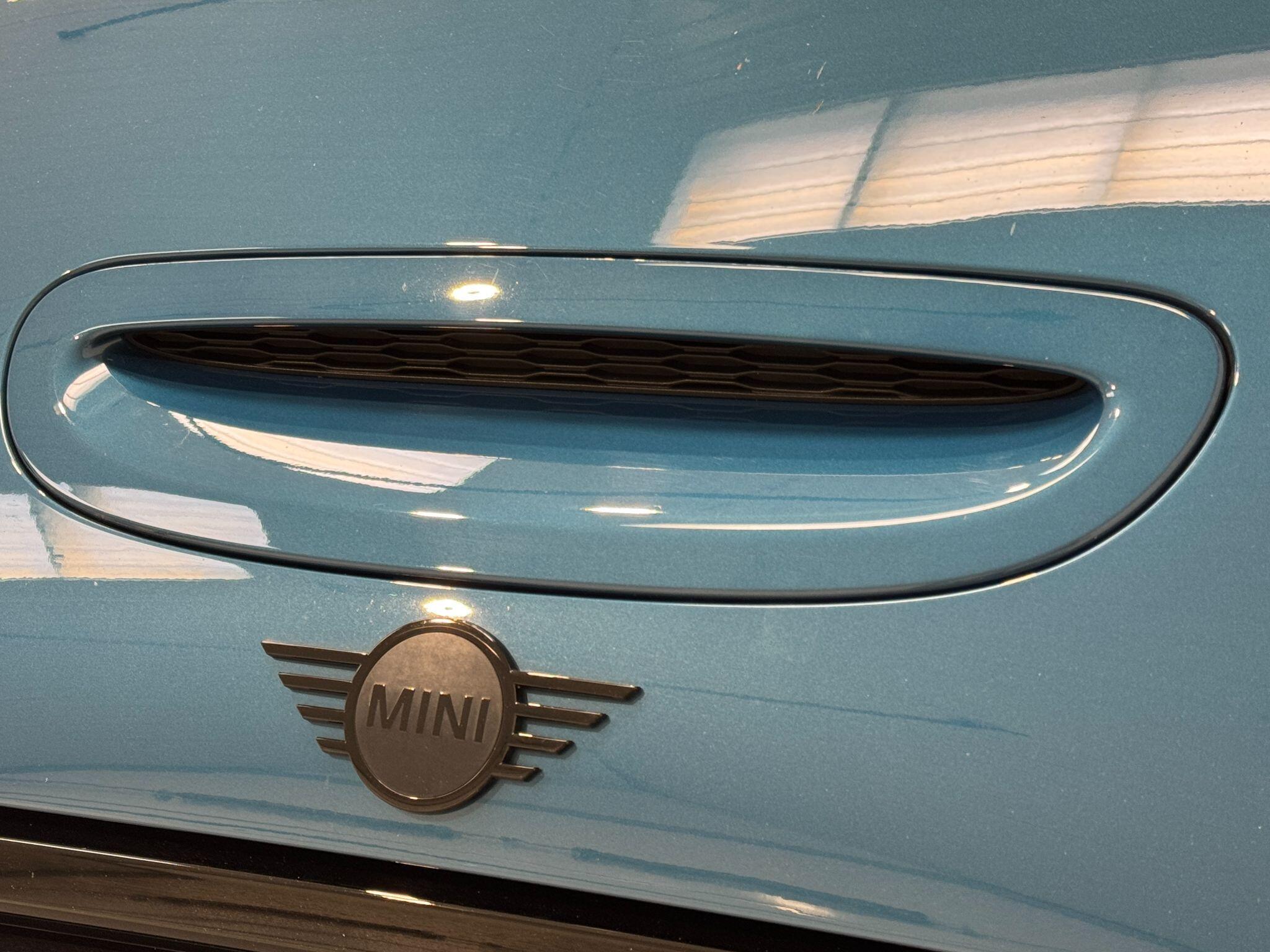 MINI Hatch - Image 39