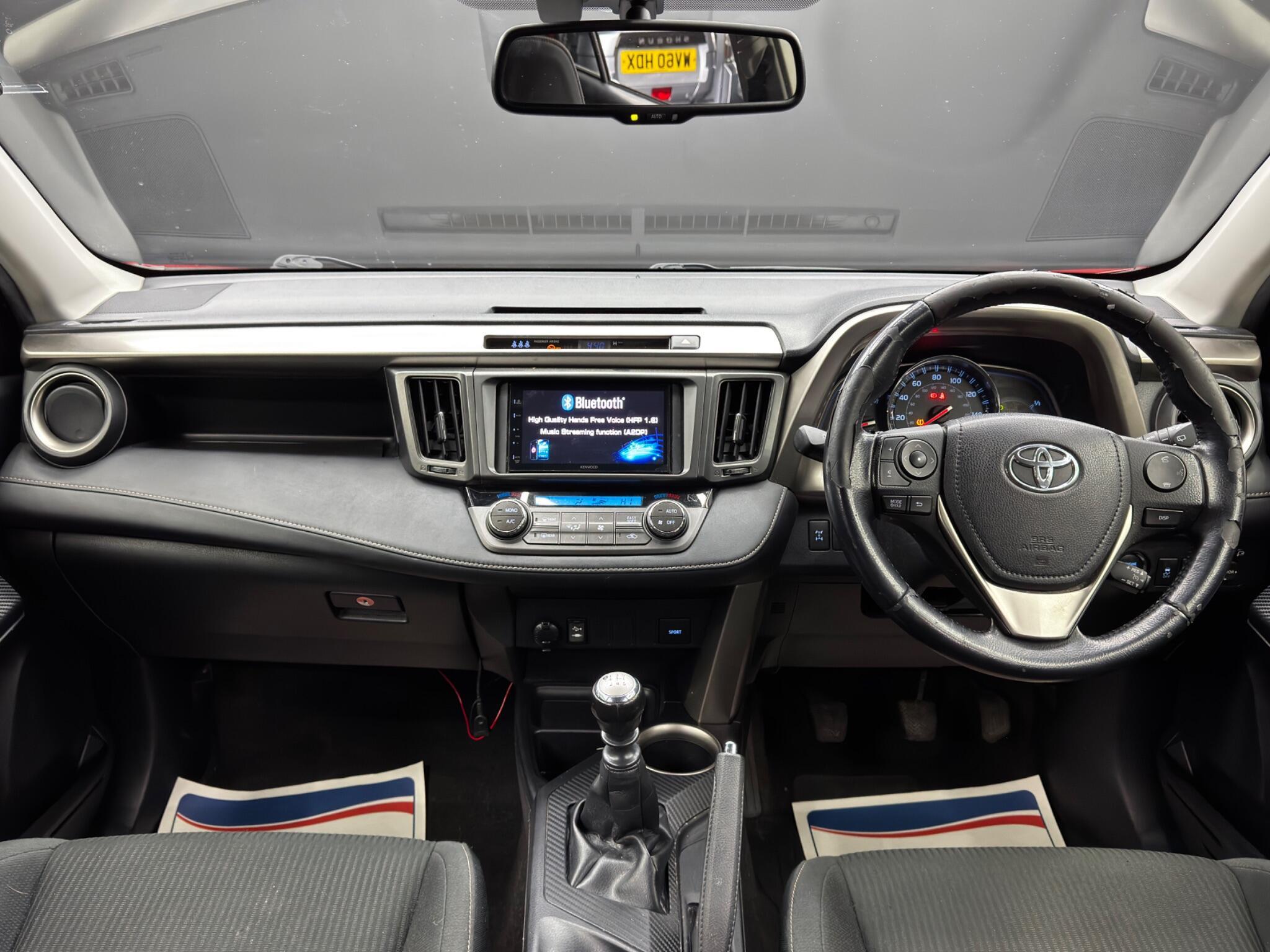 Toyota RAV4 - Image 10