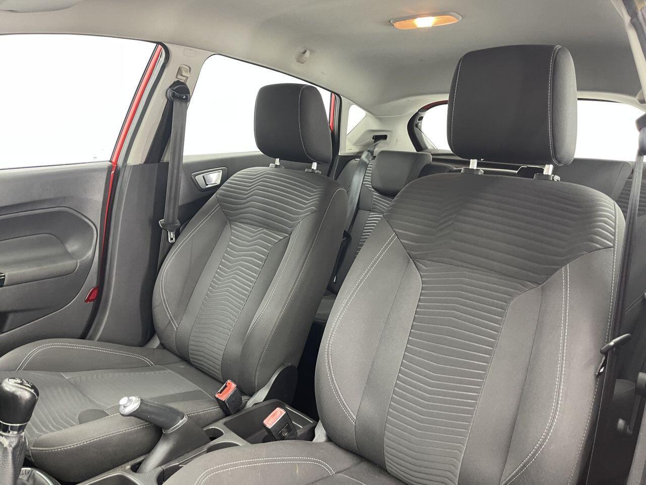 Ford Fiesta - Image 11