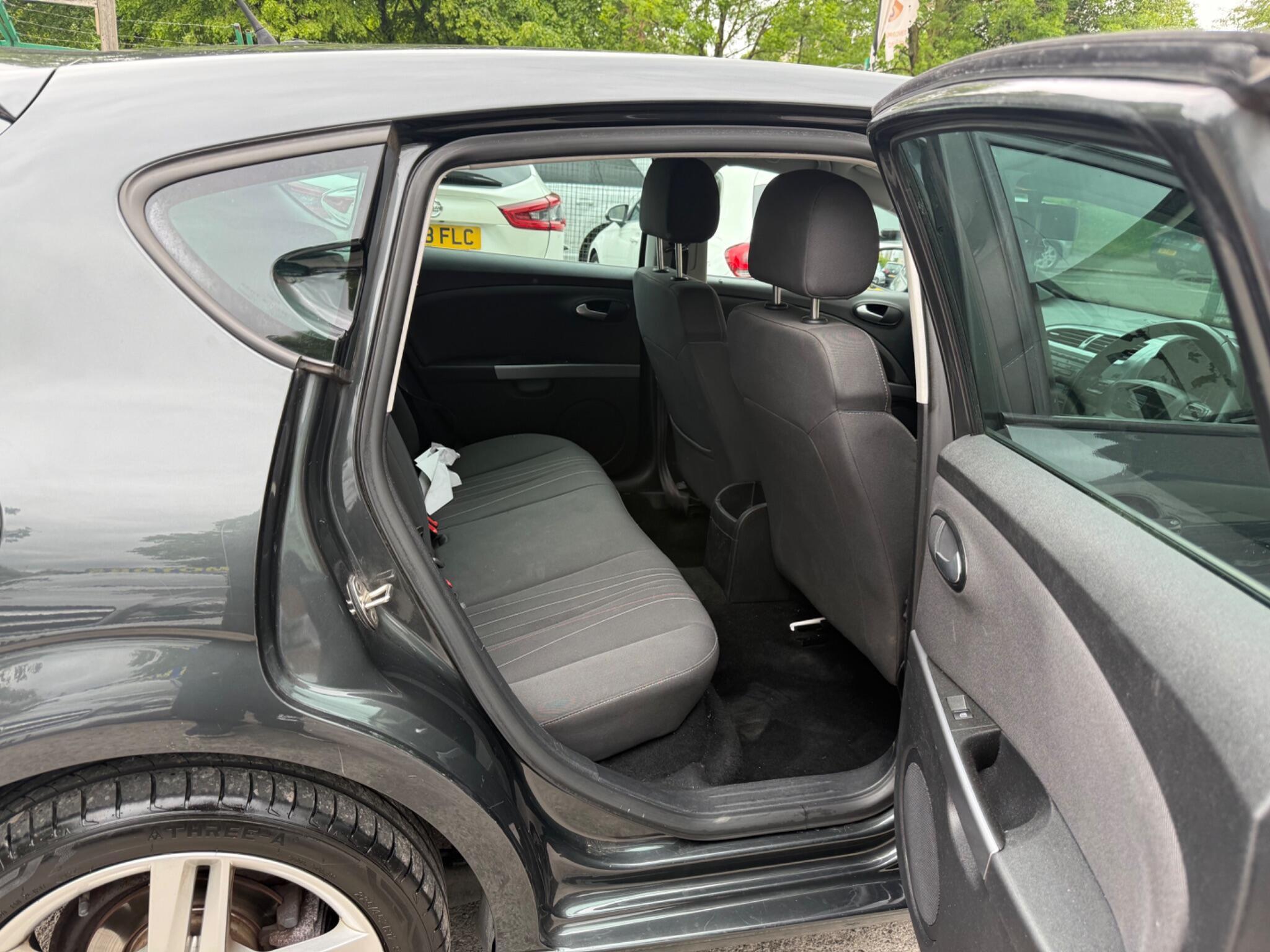 SEAT Leon - Image 20