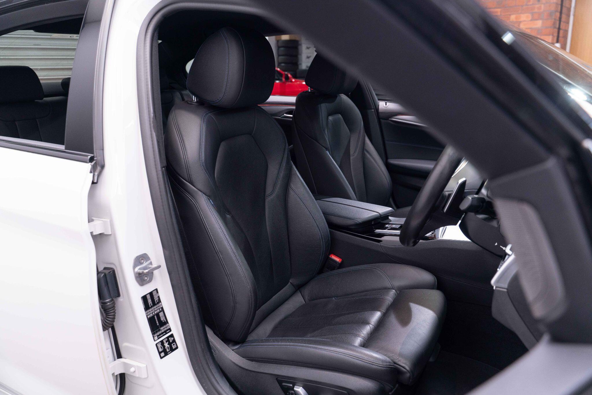 BMW 5 Series - Image 13