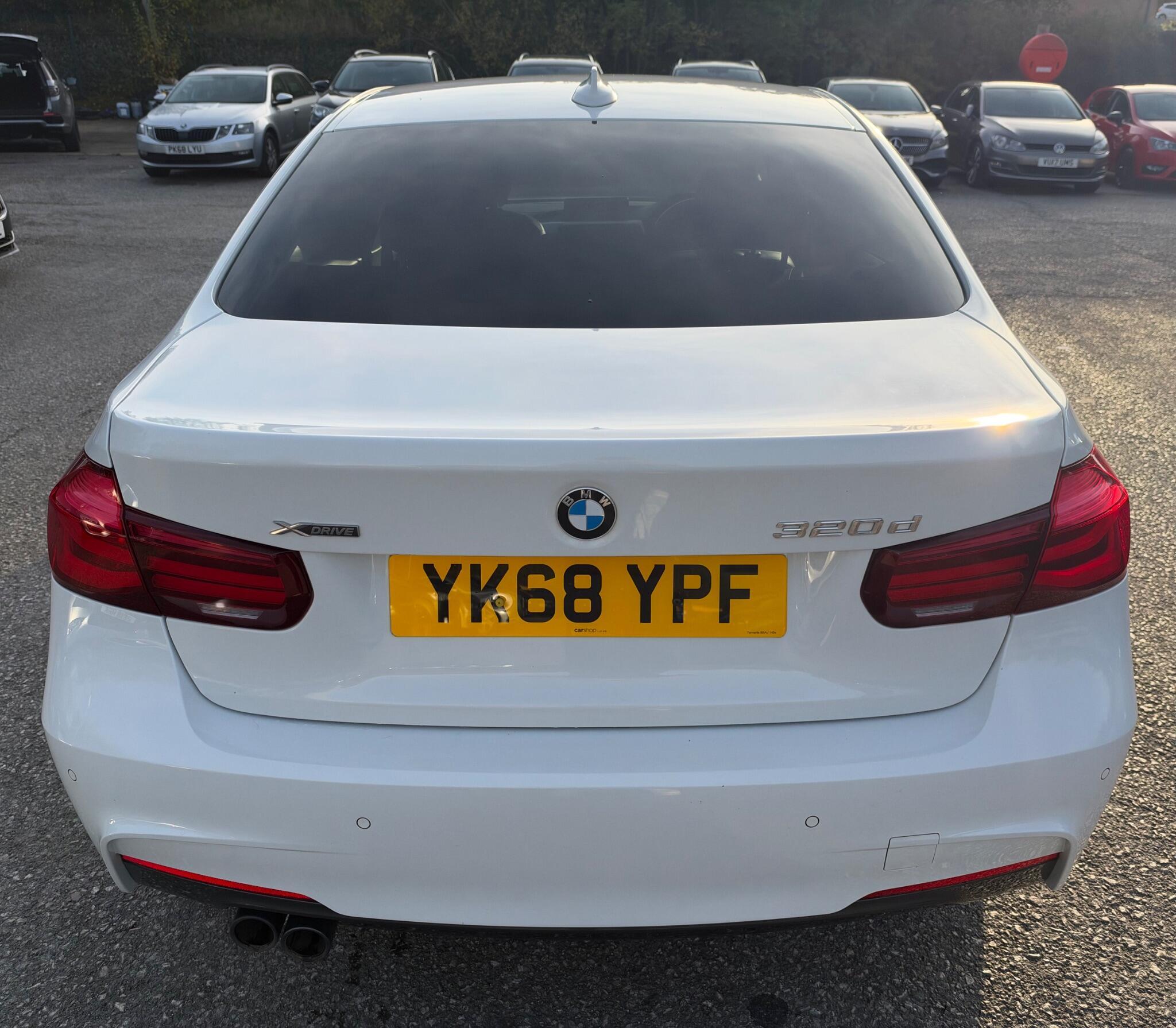 BMW 3 Series - Image 11