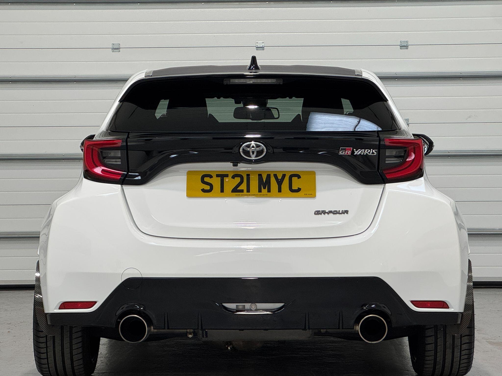 Toyota Yaris - Image 13