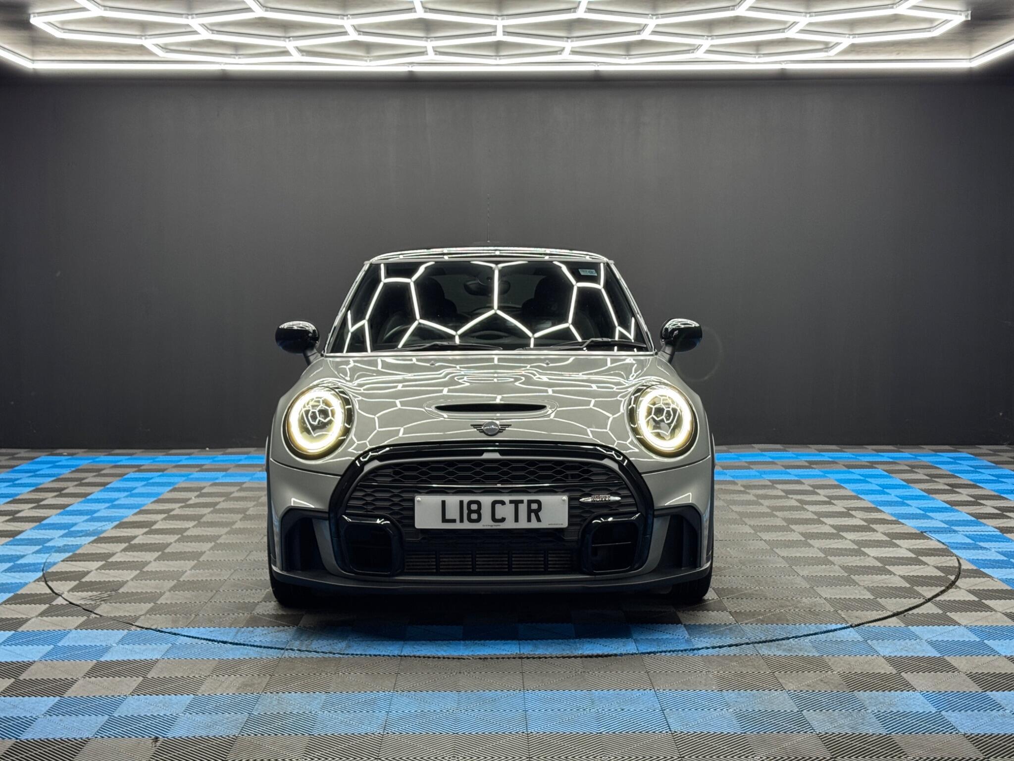MINI Hatch - Image 2