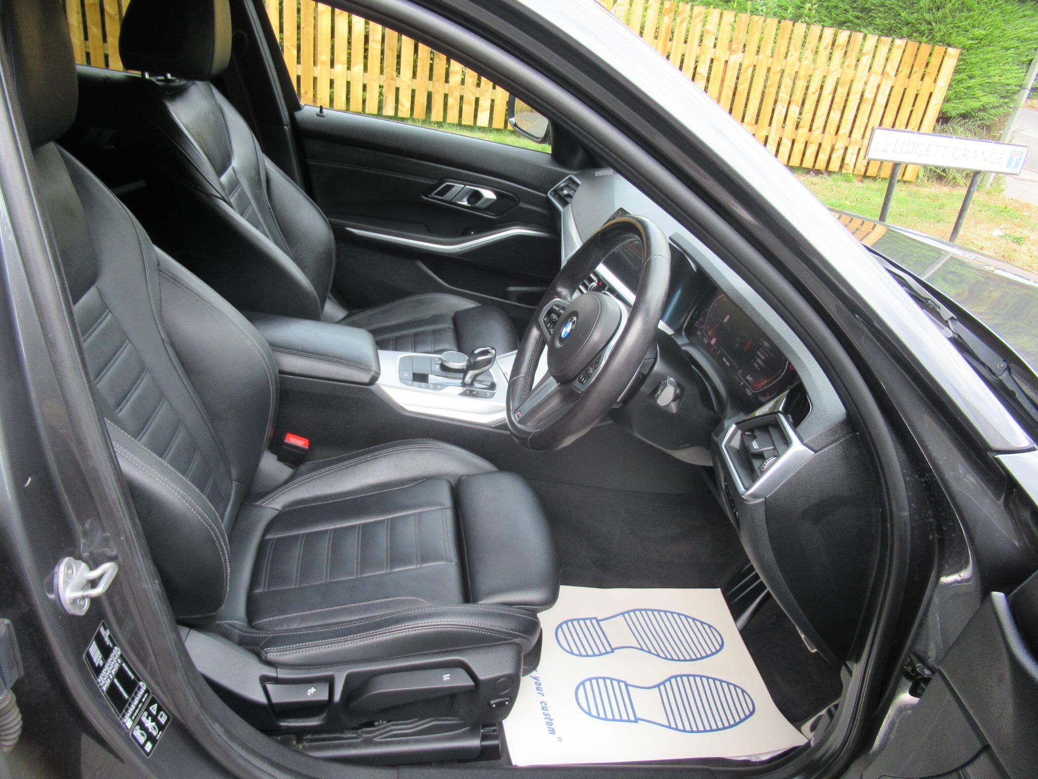 BMW 3 Series - Image 20