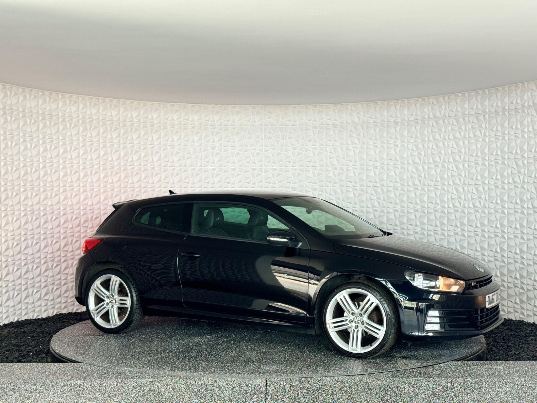 Volkswagen Scirocco - Image 8