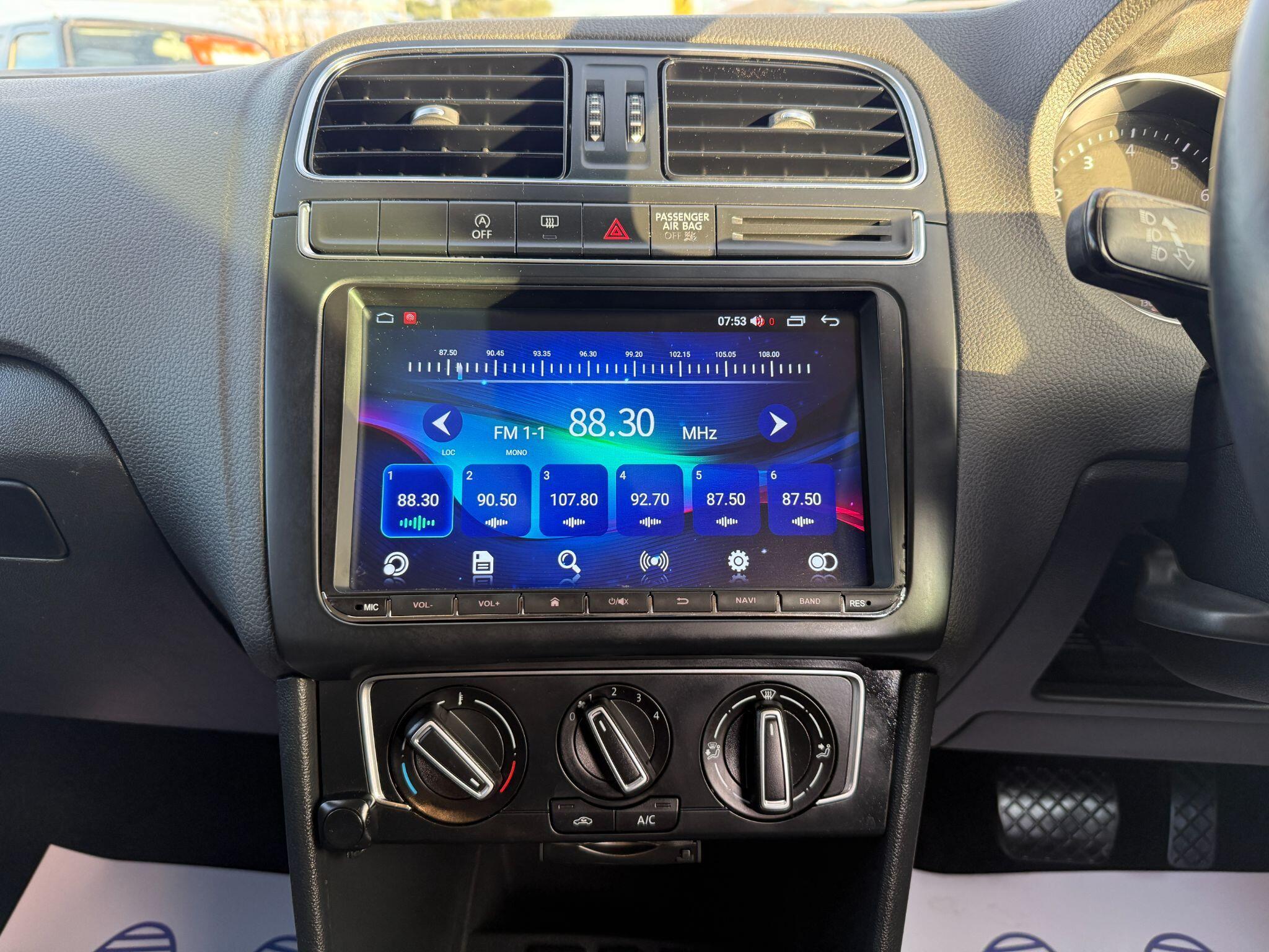 Volkswagen Polo - Image 40