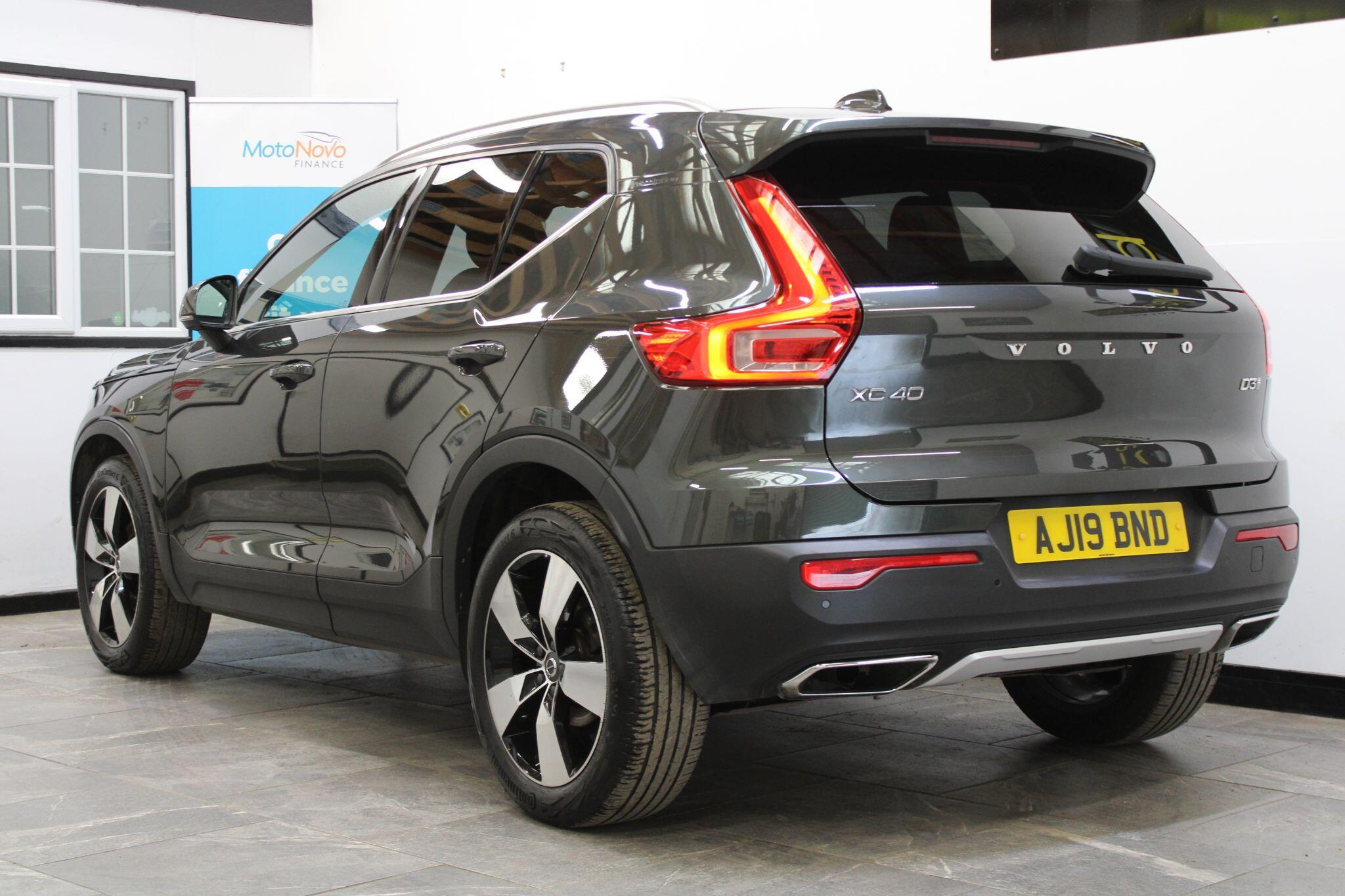 Volvo XC40 - Image 3