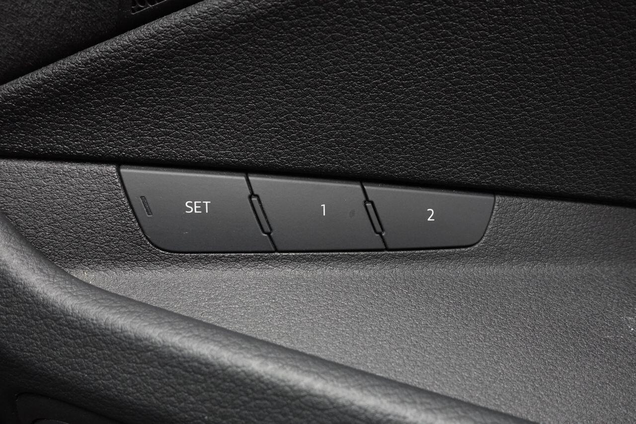 Audi E-Tron - Image 25