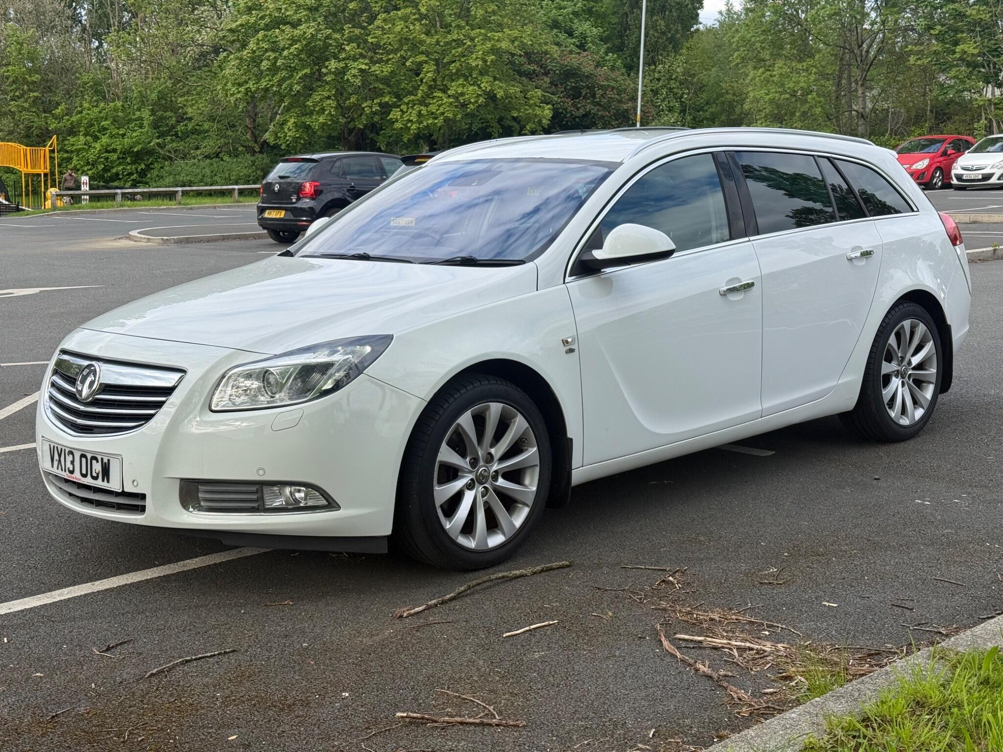 Vauxhall Insignia - Image 2