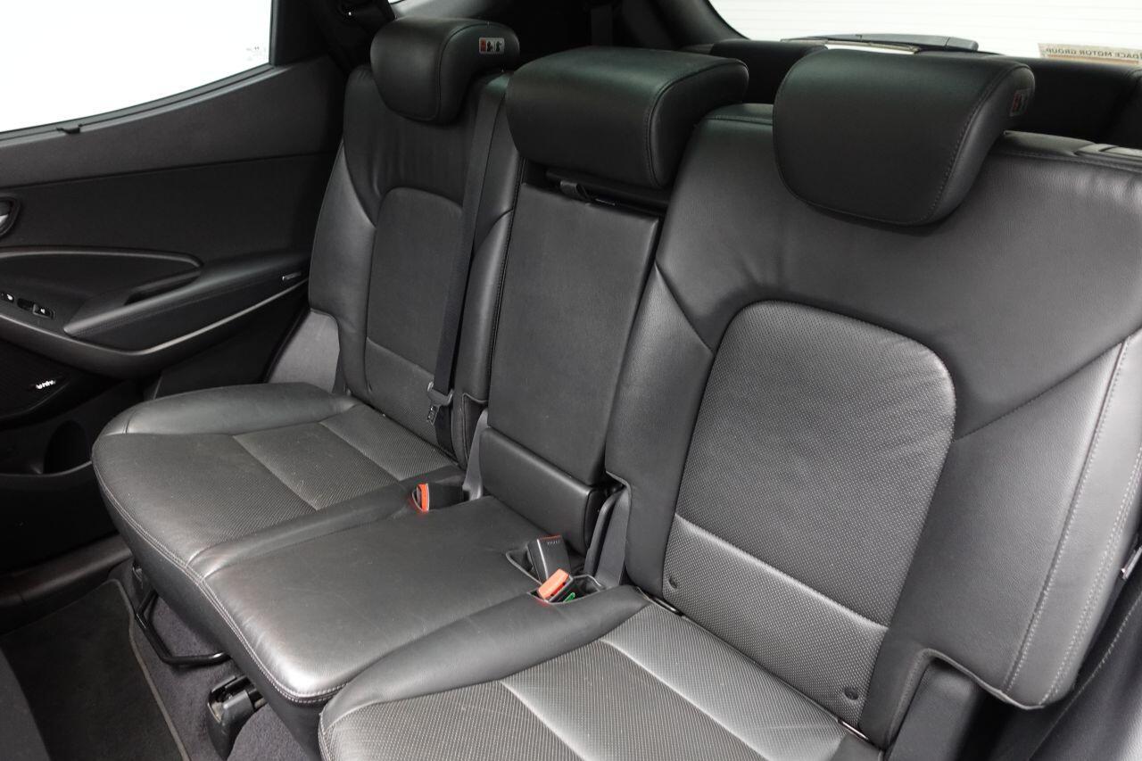 Hyundai Santa Fe - Image 23