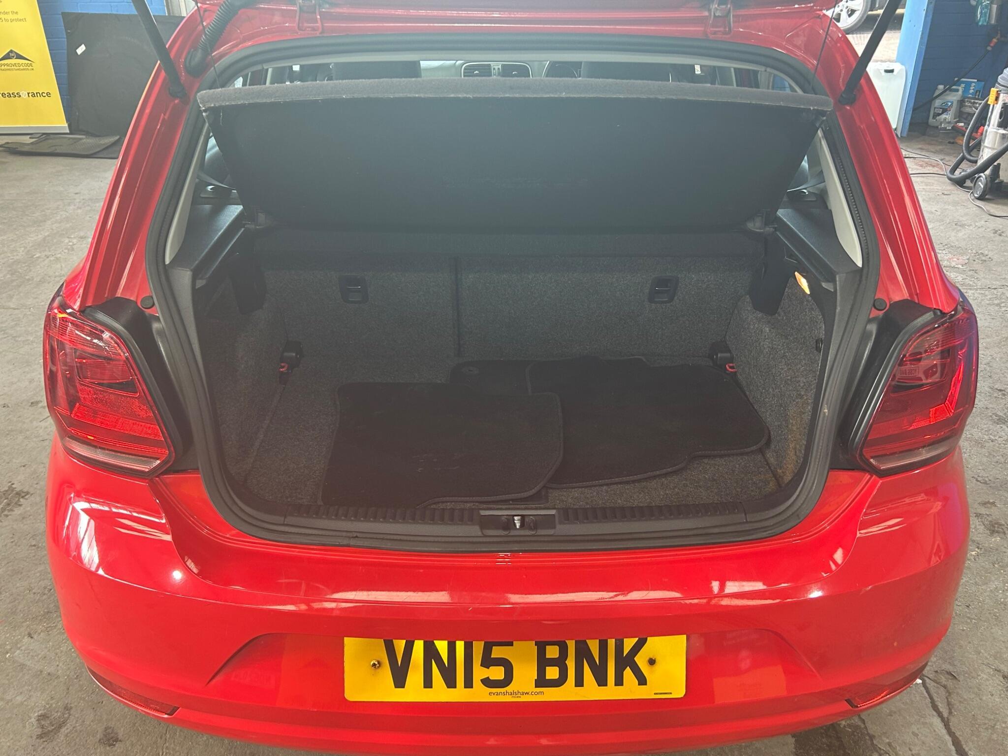 Volkswagen Polo - Image 22