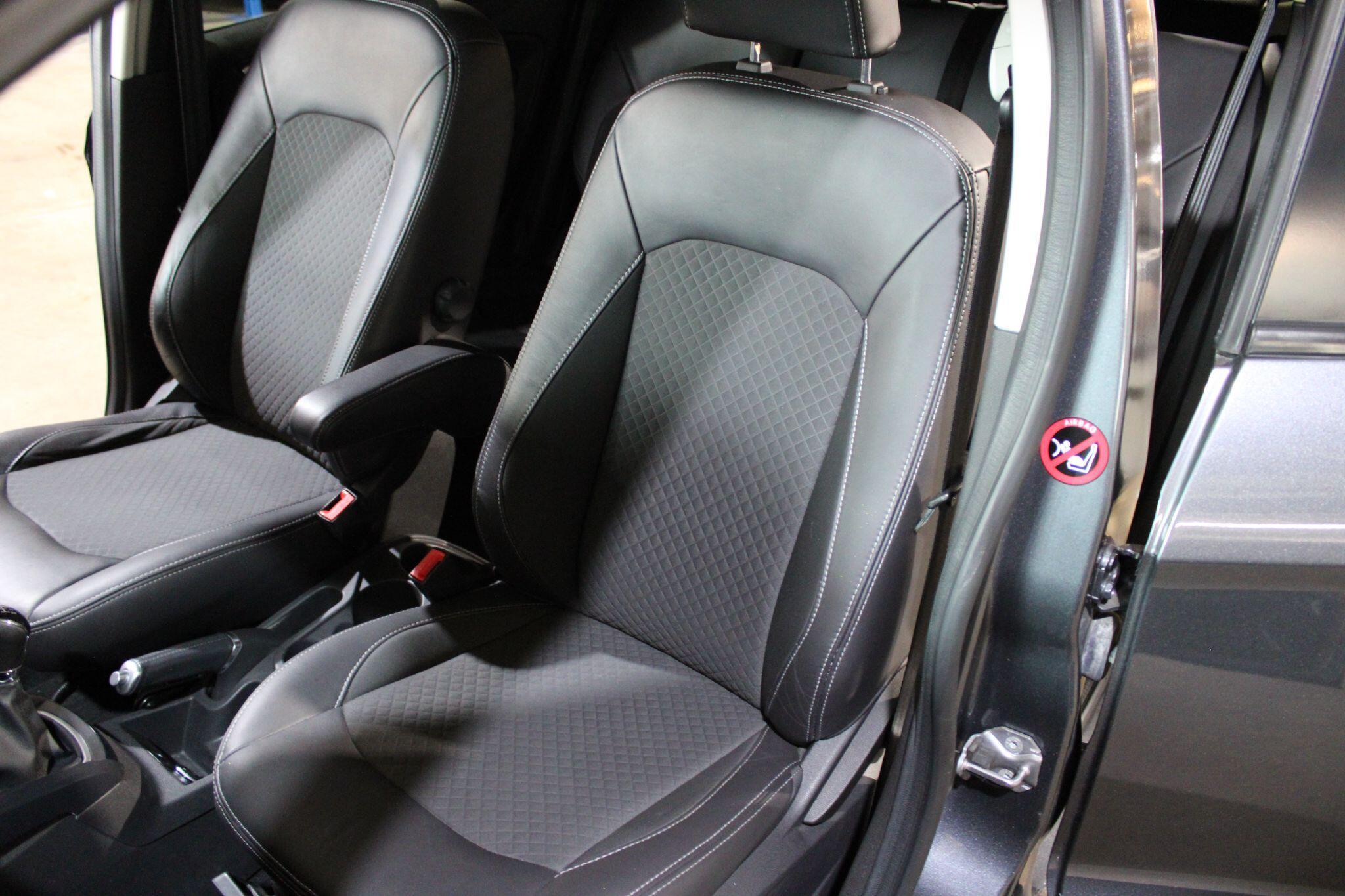 Ford Ecosport - Image 13