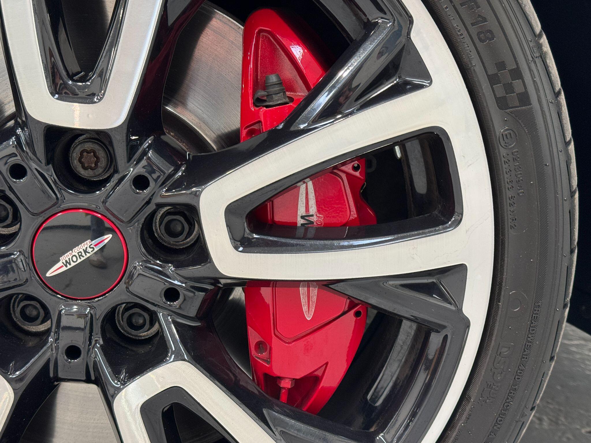 MINI Hatch - Image 26