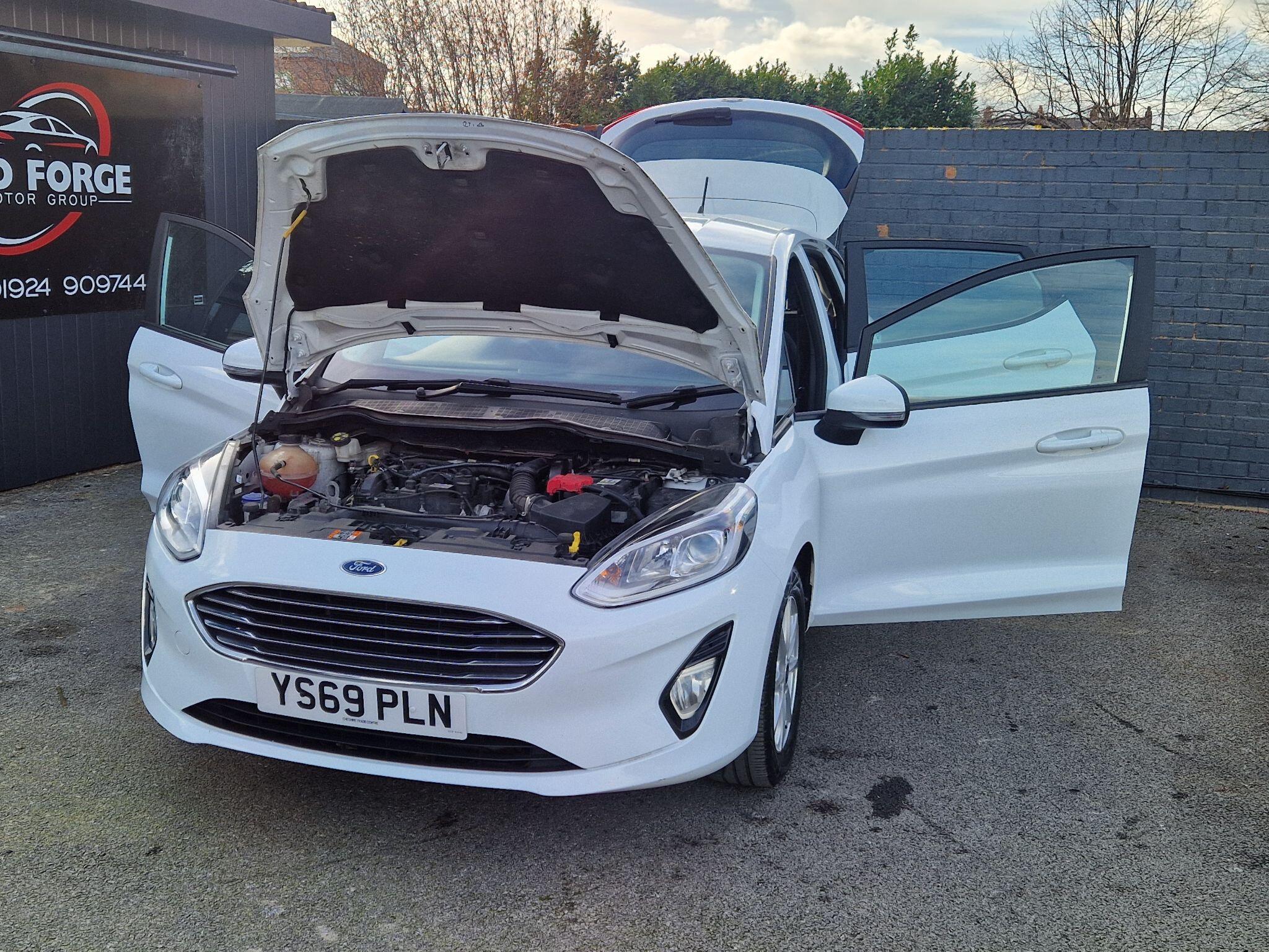 Ford Fiesta - Image 14