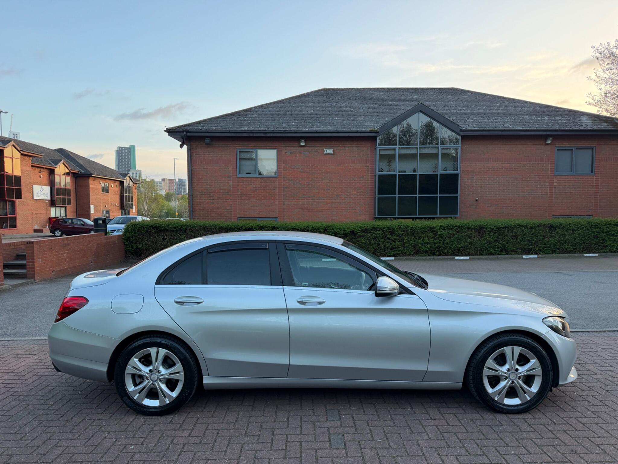 Mercedes C Class - Image 8