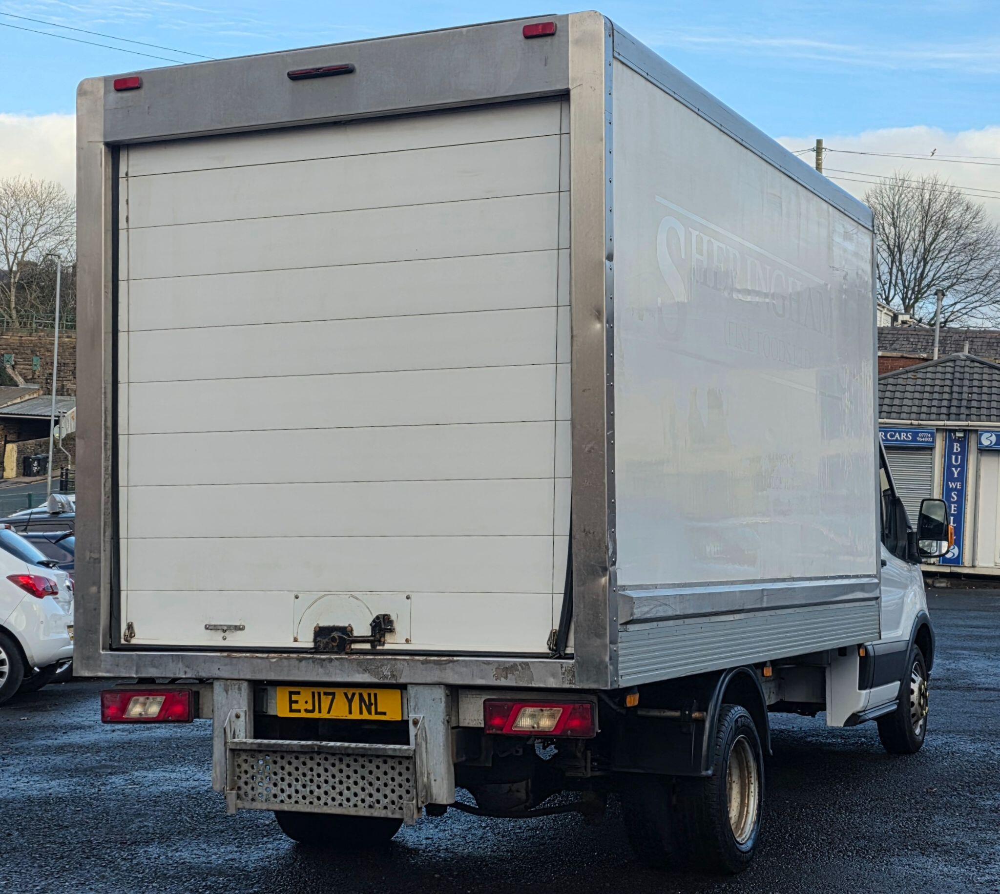 Ford Transit - Image 7
