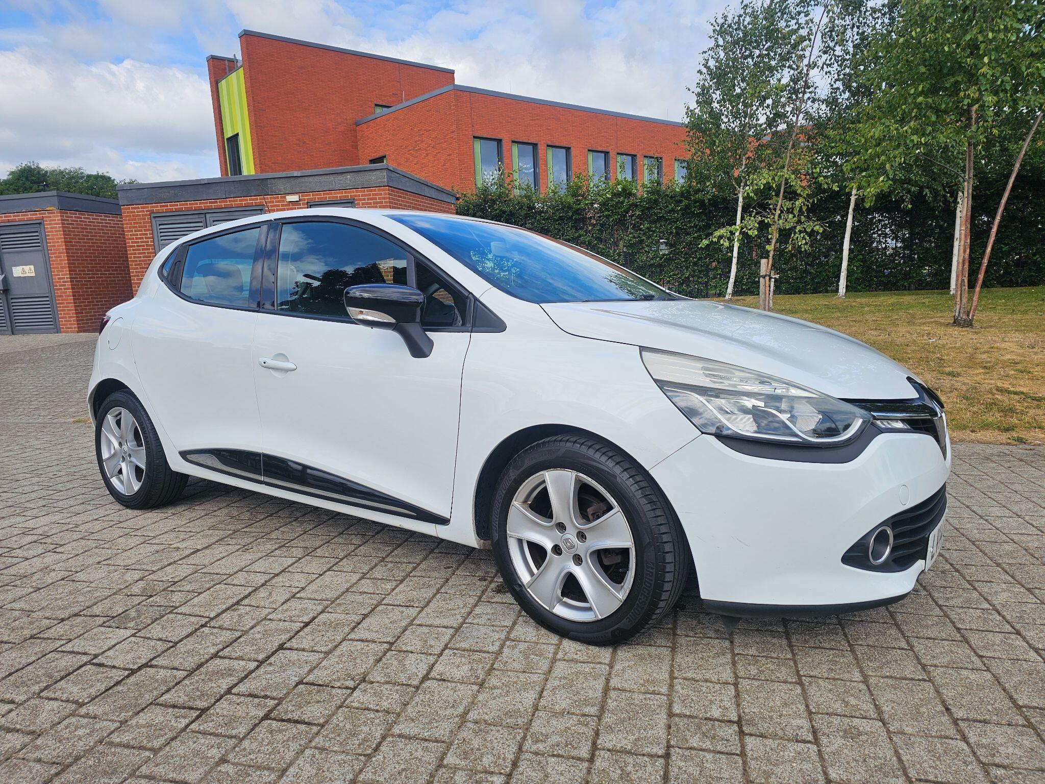 Renault Clio - Image 3