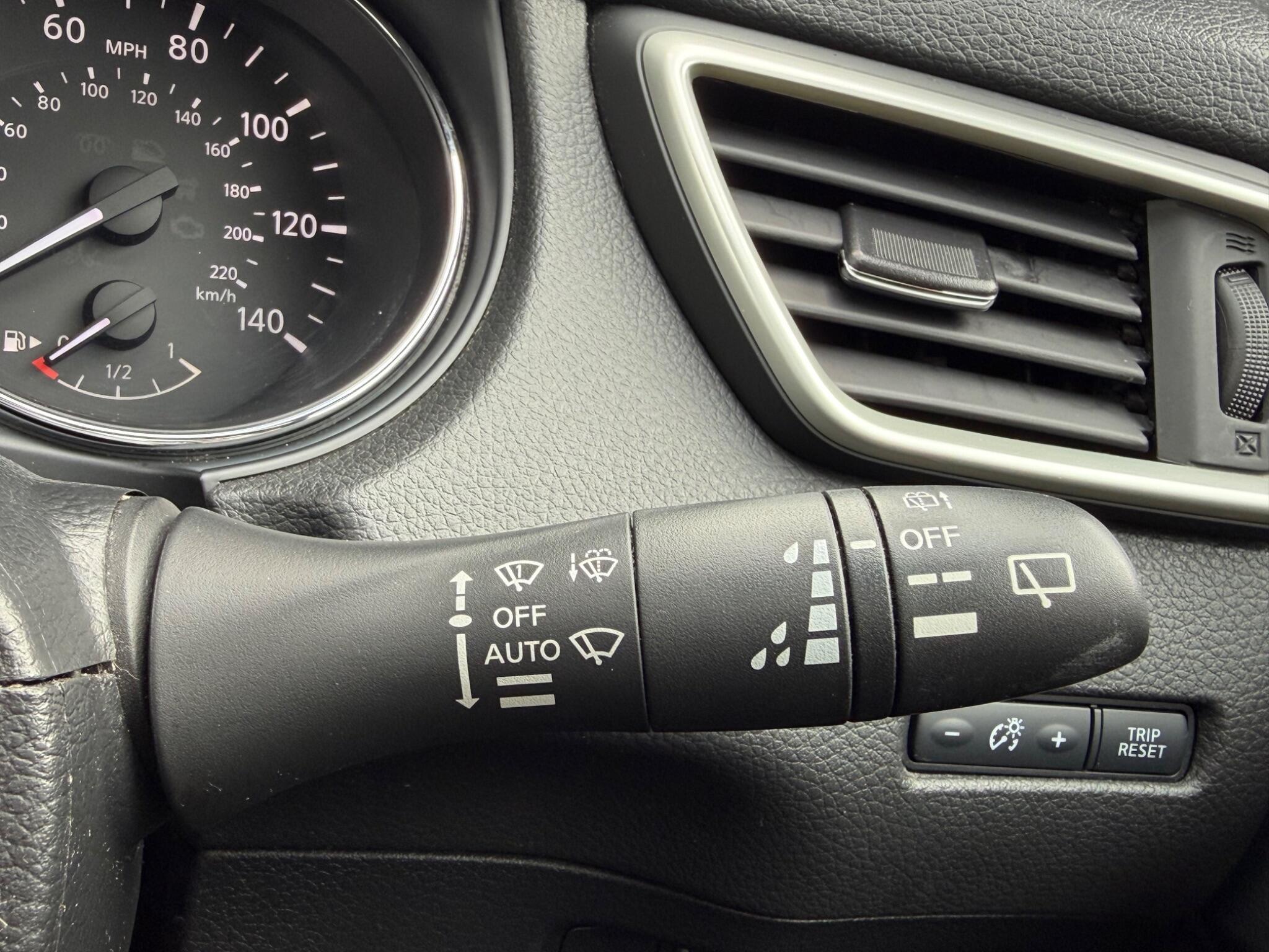 Nissan Qashqai - Image 39