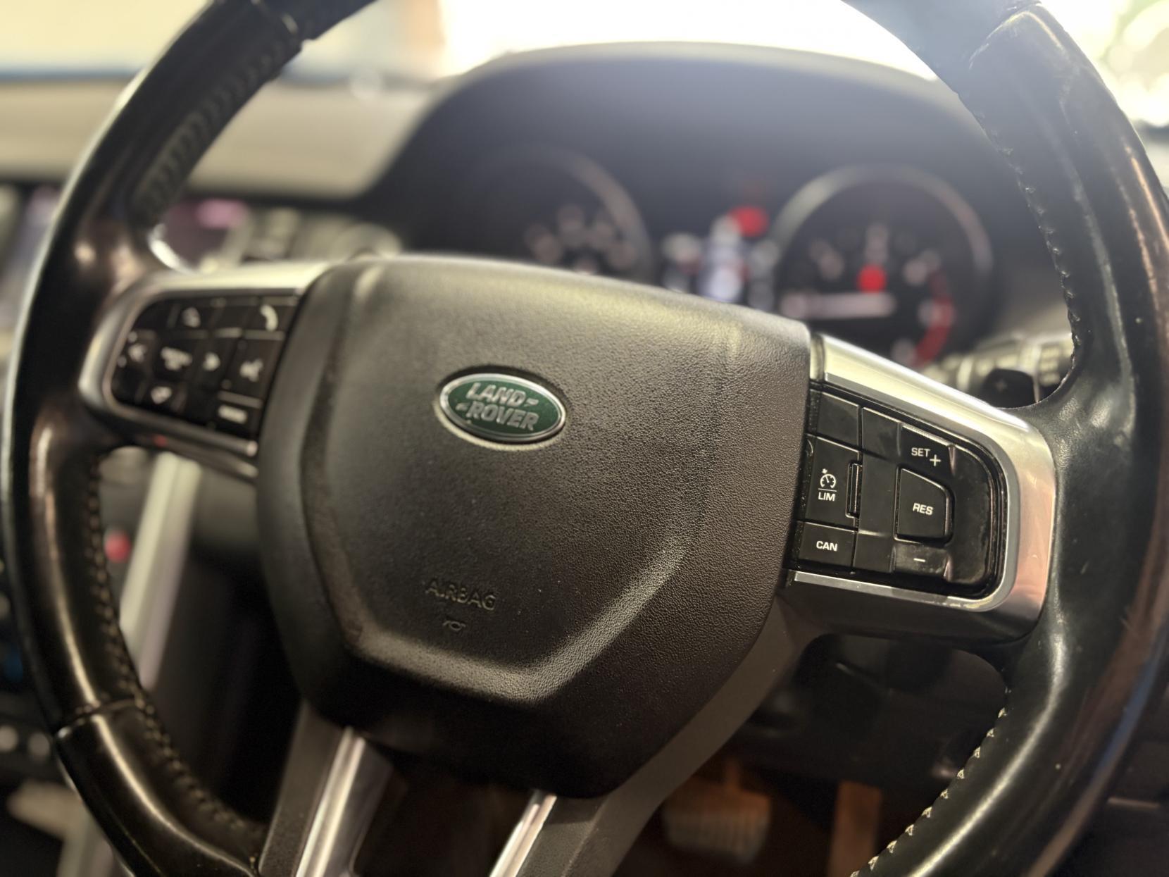 Land Rover DISCOVERY SPORT - Image 12