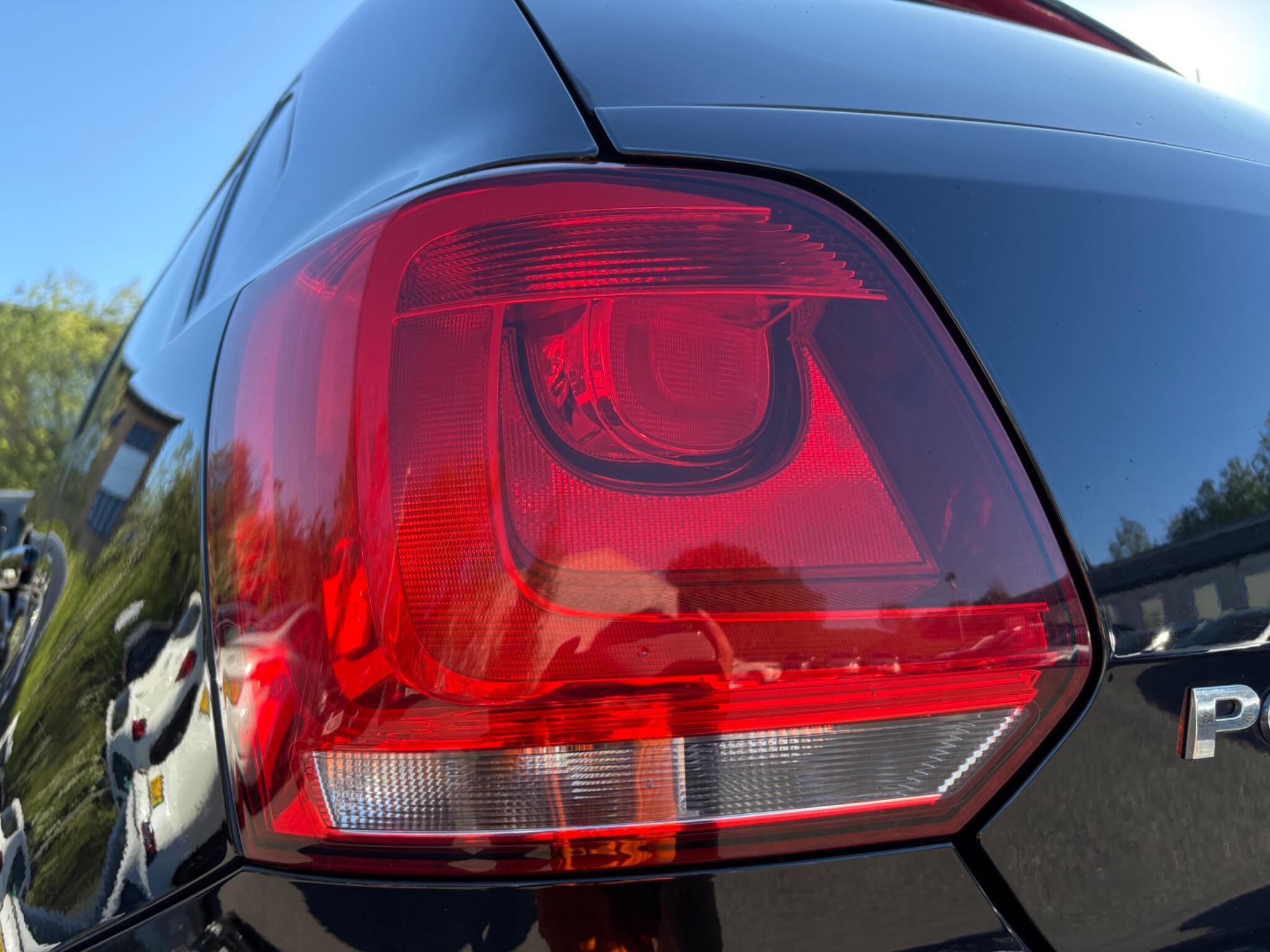 Volkswagen Polo - Image 14