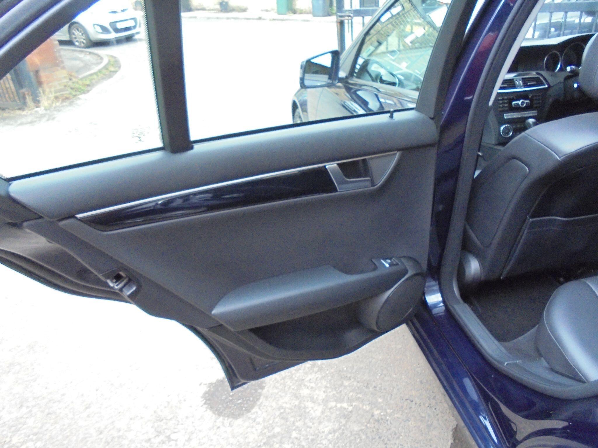 Mercedes C Class - Image 14