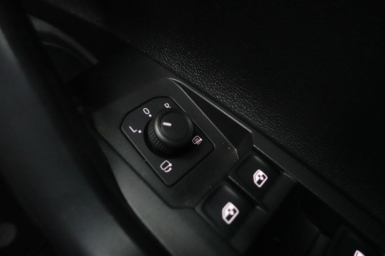 Volkswagen Polo - Image 47